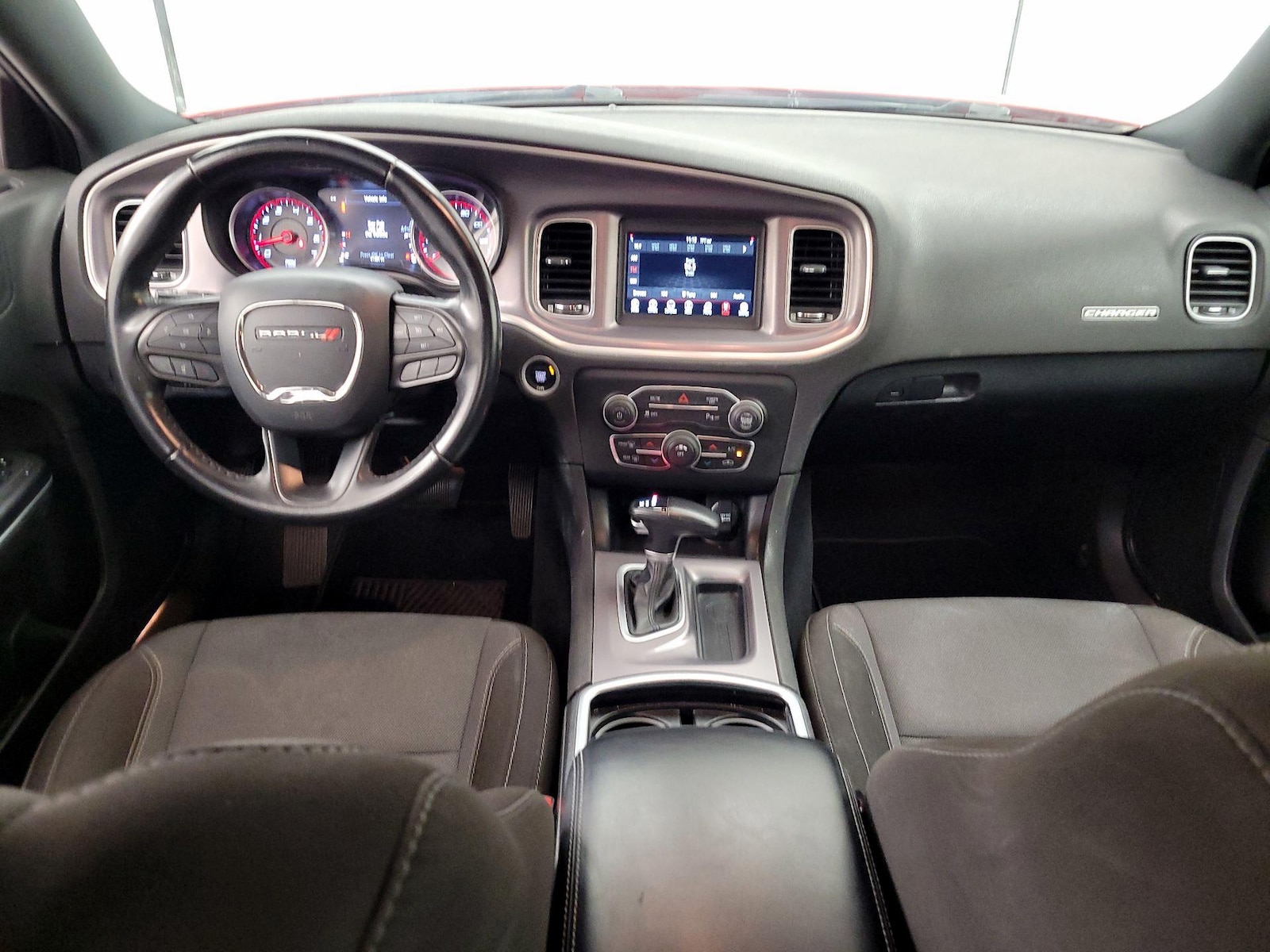 2022 Dodge Charger SXT - Photo 10