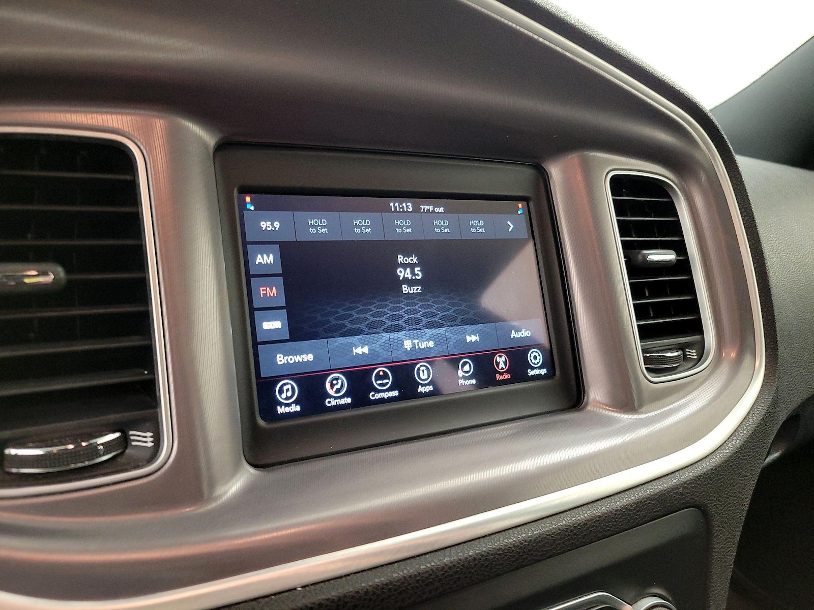 2022 Dodge Charger SXT - Photo 16