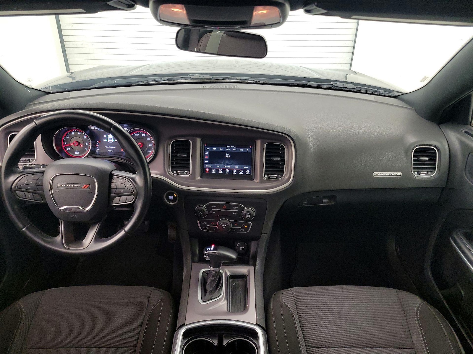 2022 Dodge Charger SXT - Photo 10