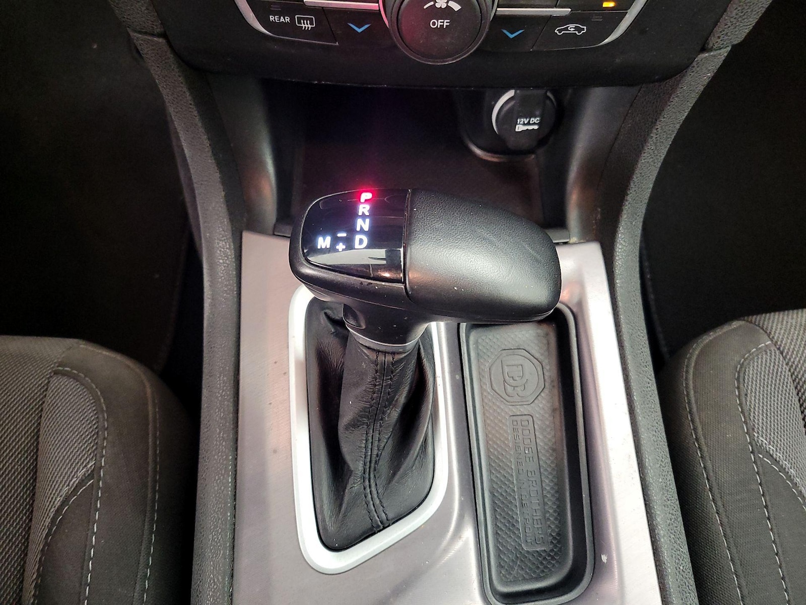 2022 Dodge Charger SXT - Photo 18