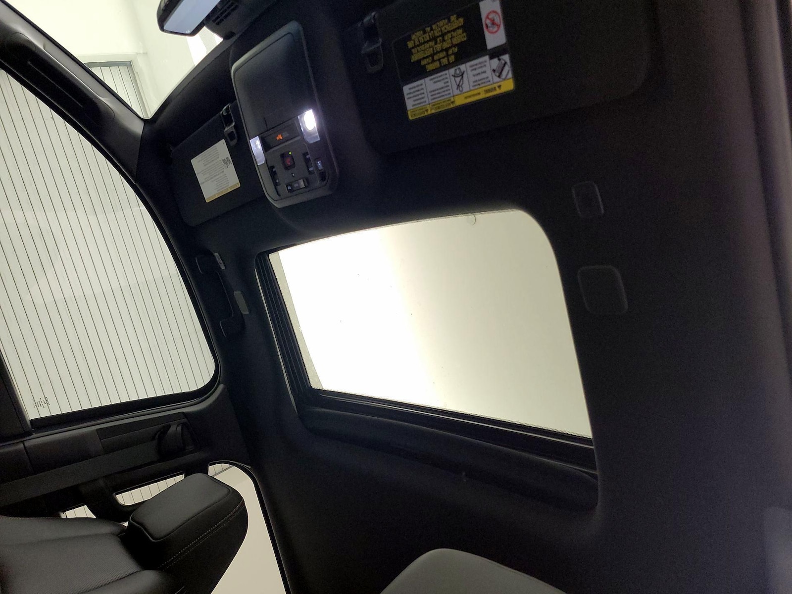 2024 Toyota Tacoma Limited - Photo 20