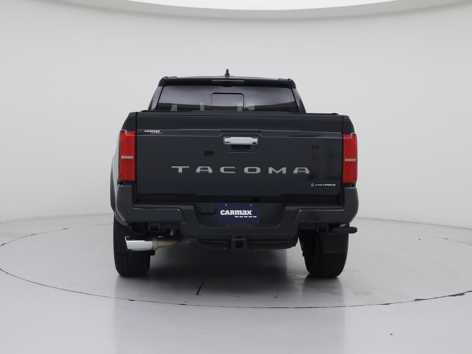 2024 Toyota Tacoma Limited - Photo 7
