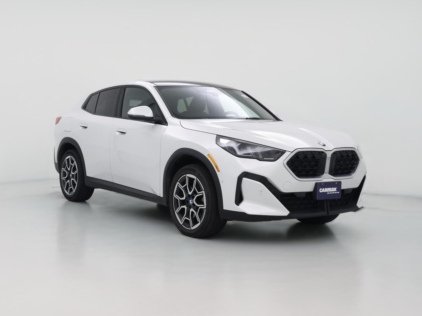 2026 BMW X2 28i