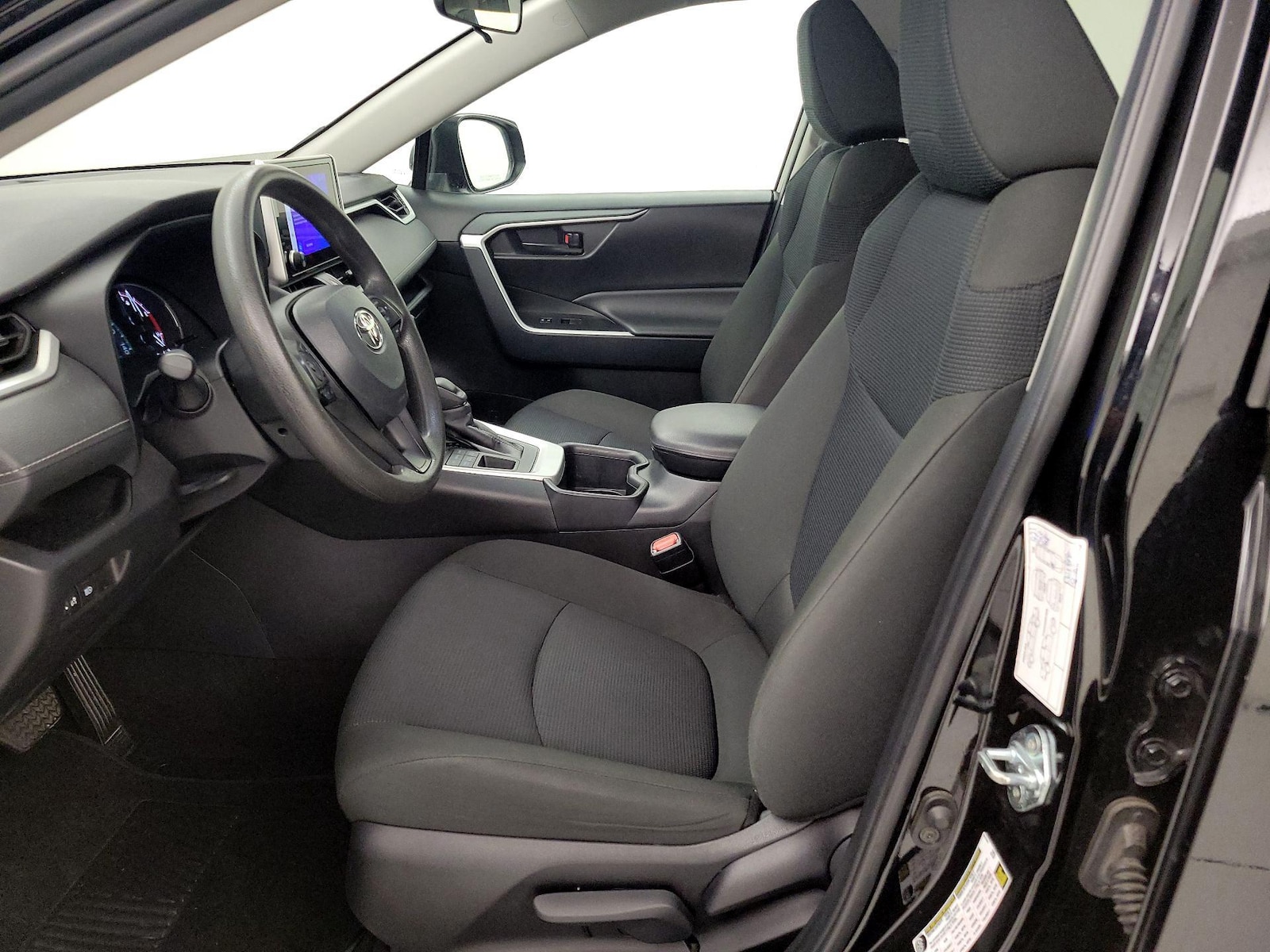 2025 Toyota RAV4 LE - Photo 12