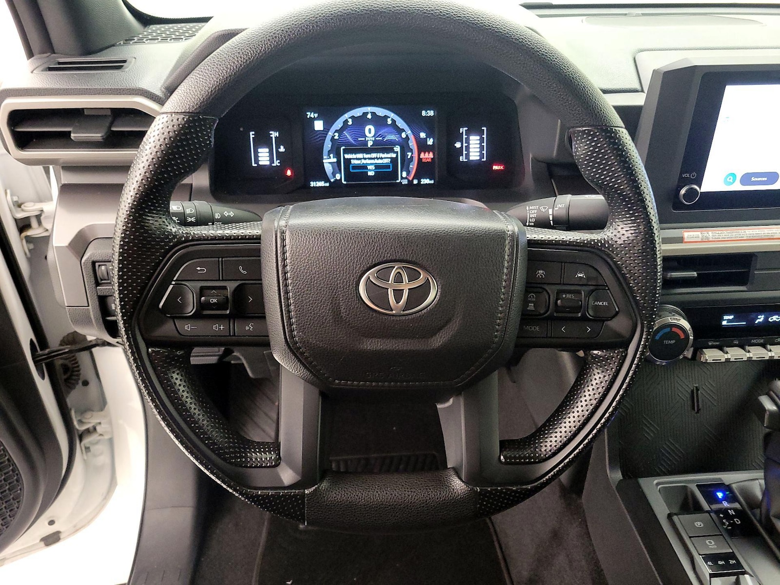 2025 Toyota Tacoma SR5 - Photo 11