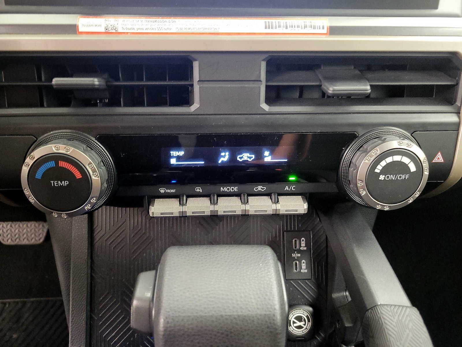 2025 Toyota Tacoma SR5 - Photo 17