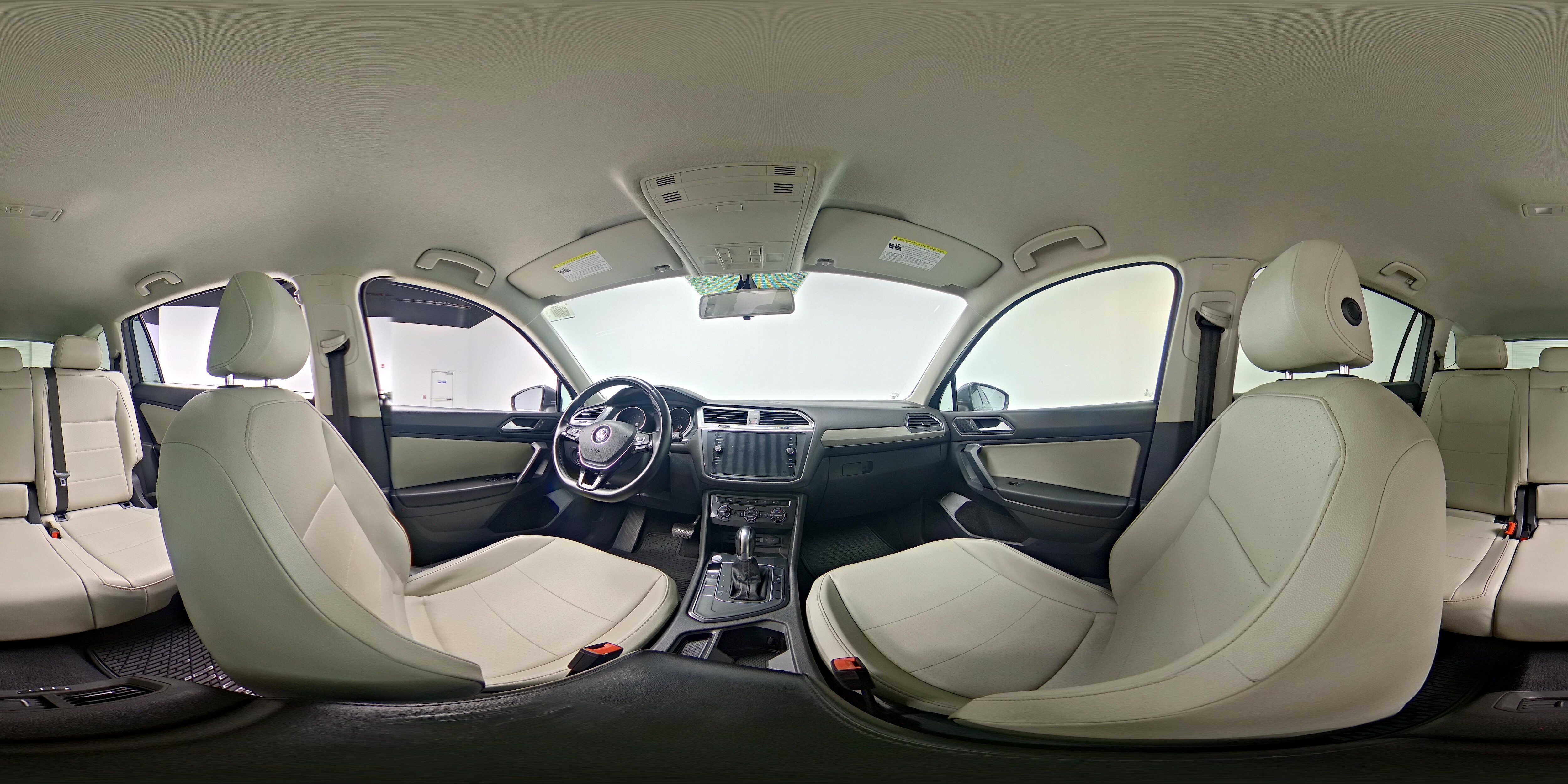 2019 Volkswagen Tiguan SE - Photo 25