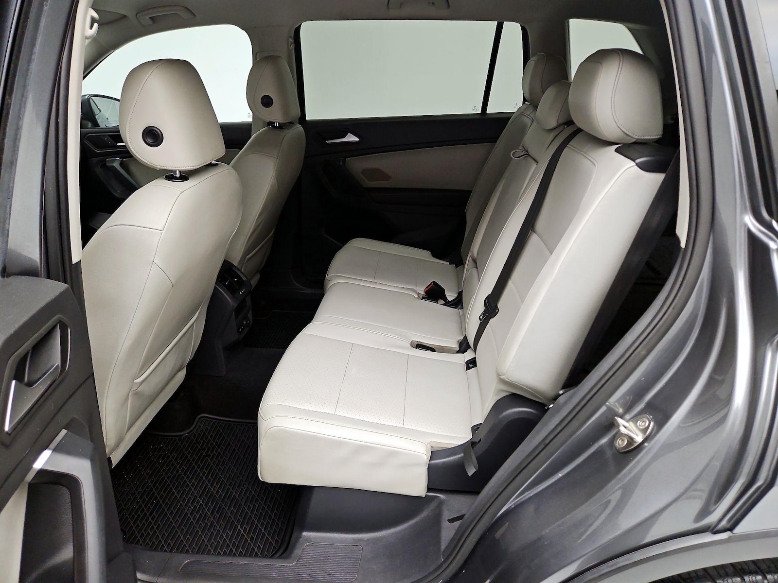 2019 Volkswagen Tiguan SE - Photo 19