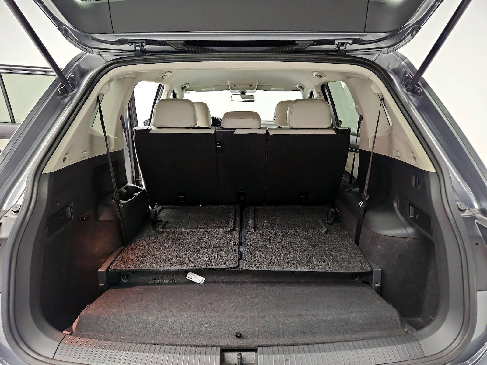 2019 Volkswagen Tiguan SE - Photo 22