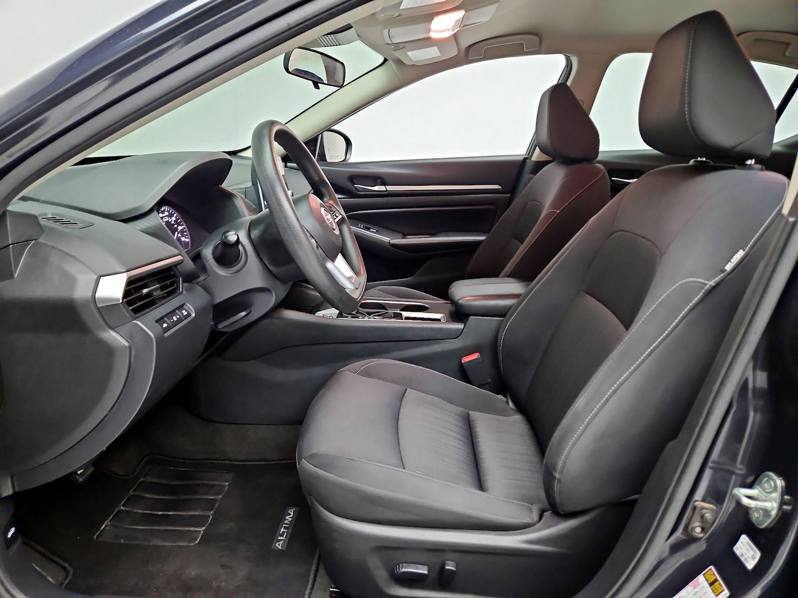 Power Seat(s) & Side Airbags