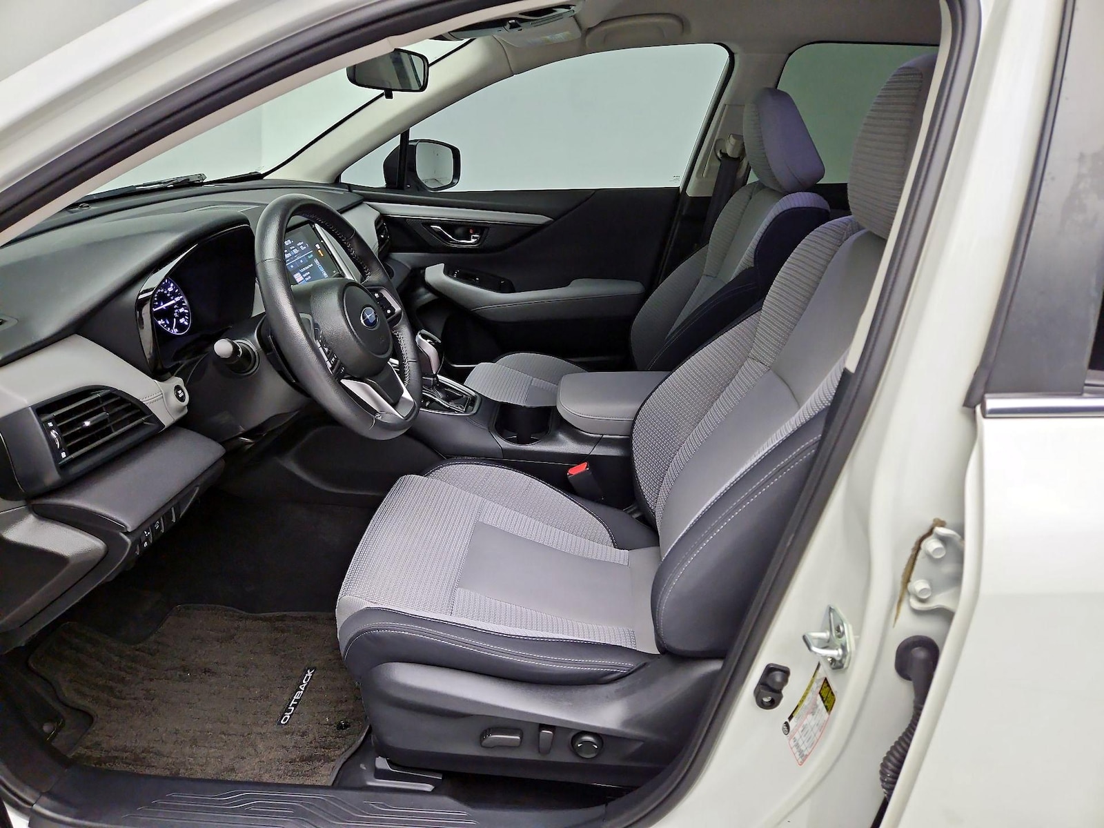 2023 Subaru Outback Premium - Photo 12
