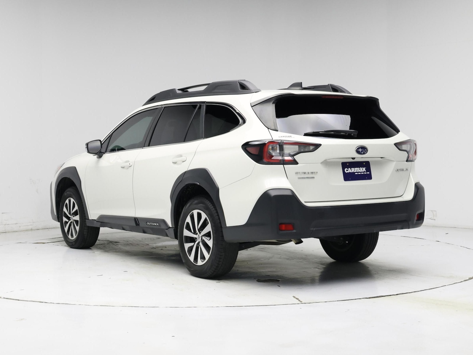 2023 Subaru Outback Premium - Photo 3