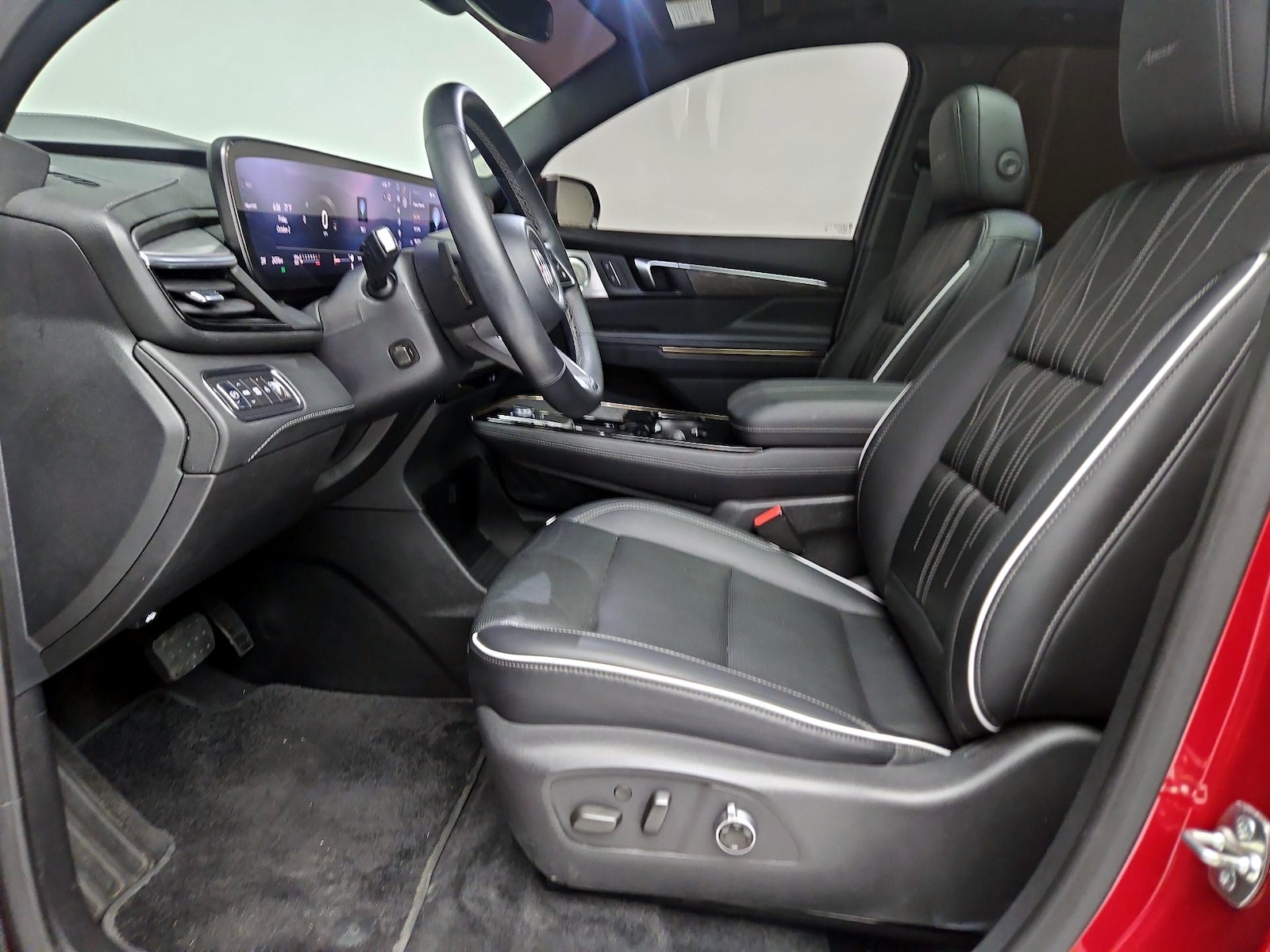 2025 Buick Enclave Avenir - Photo 12