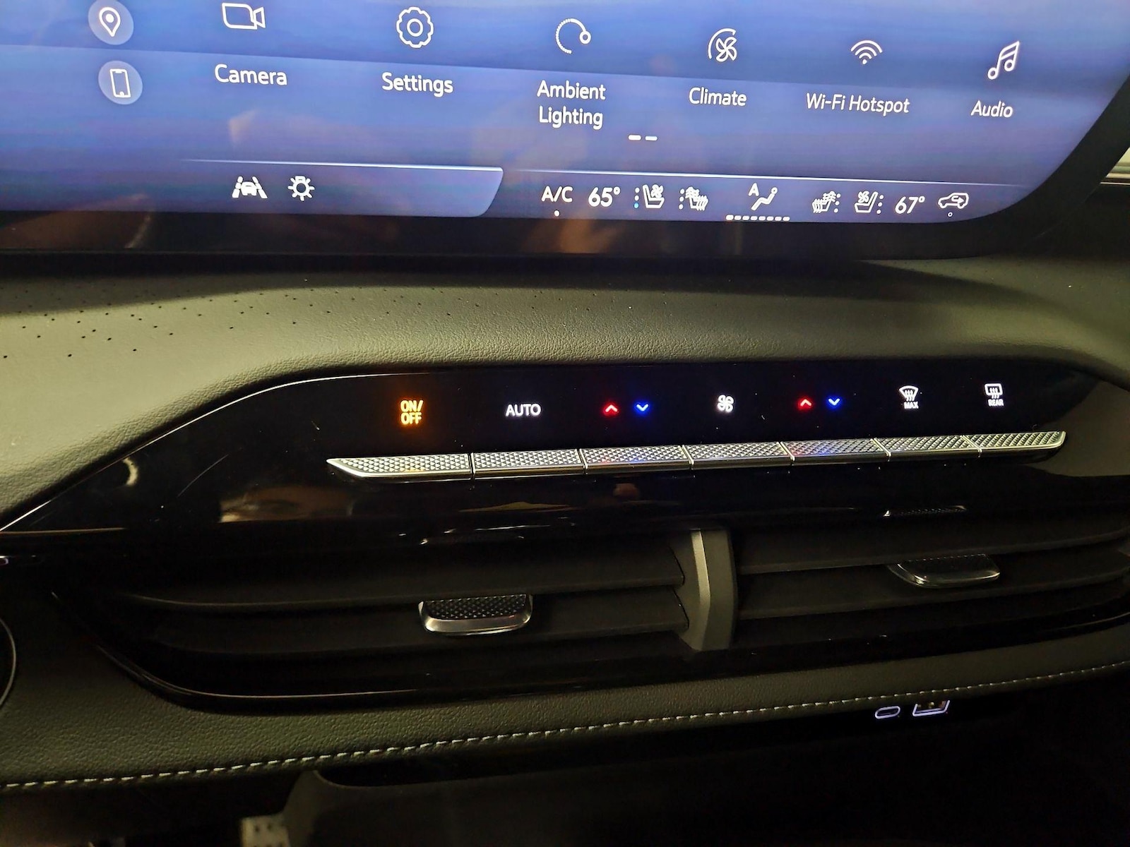 2025 Buick Enclave Avenir - Photo 17
