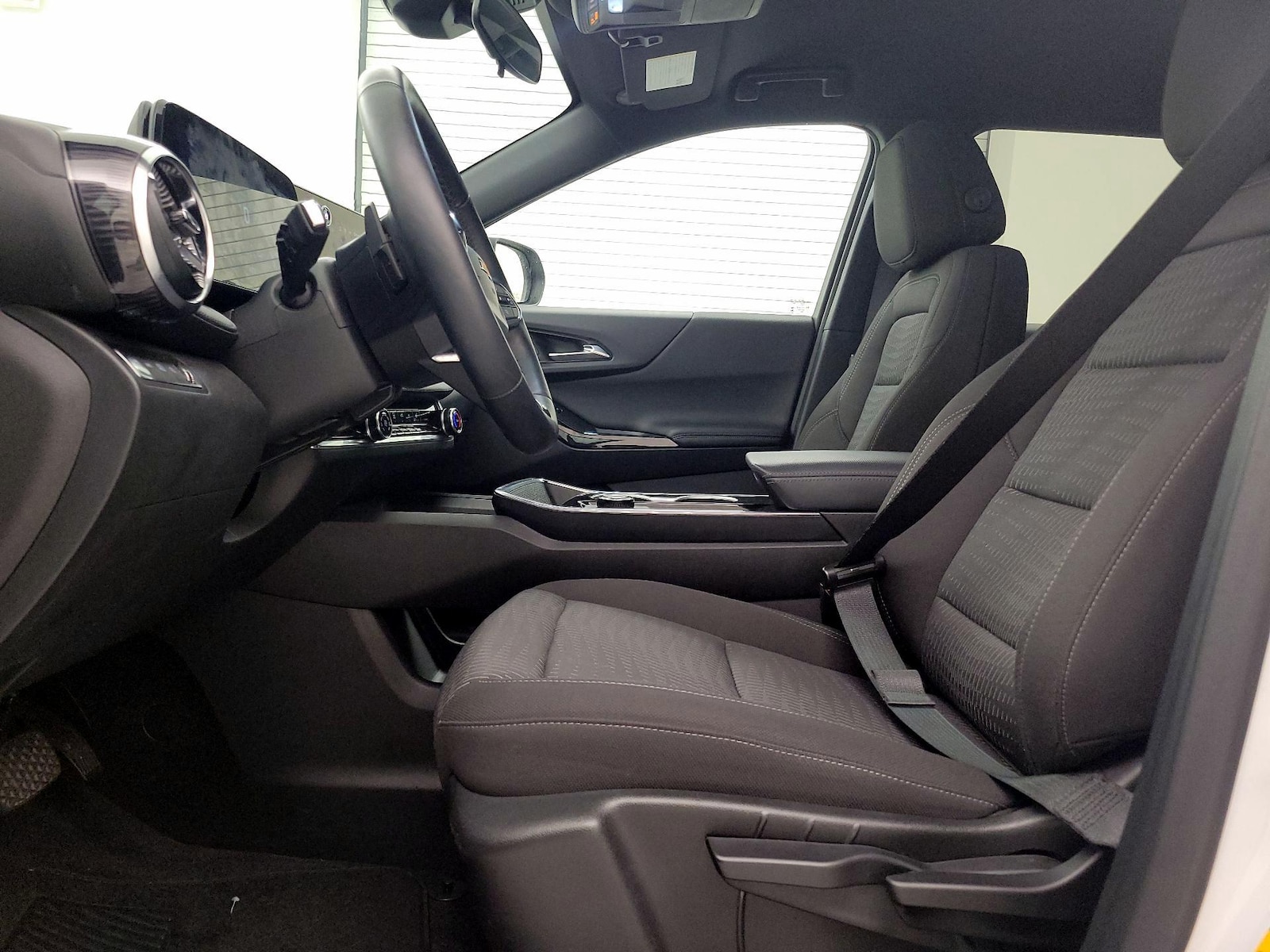 2026 Chevrolet Equinox LT - Photo 12