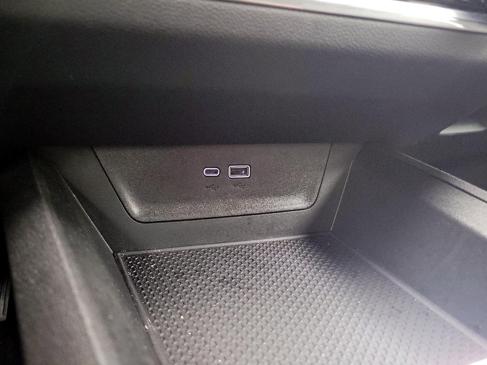 2026 Chevrolet Equinox LT - Photo 20
