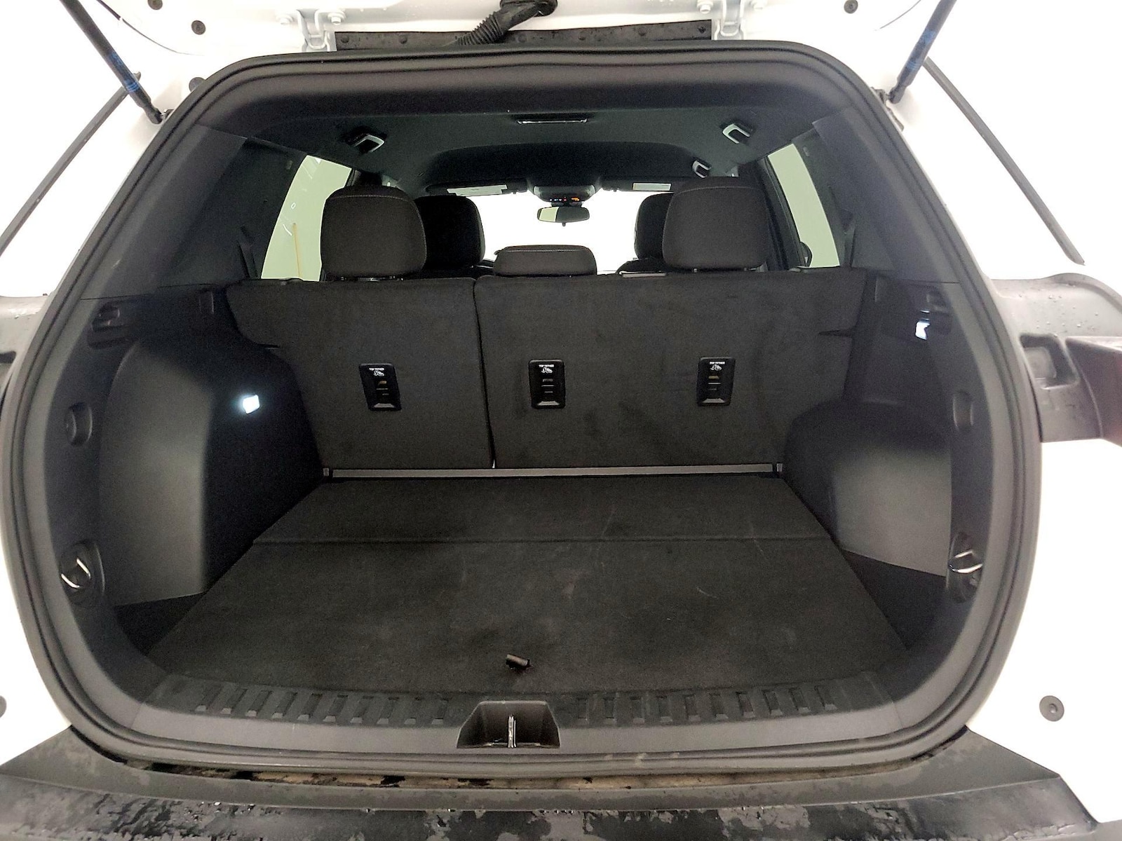 2026 Chevrolet Equinox LT - Photo 22