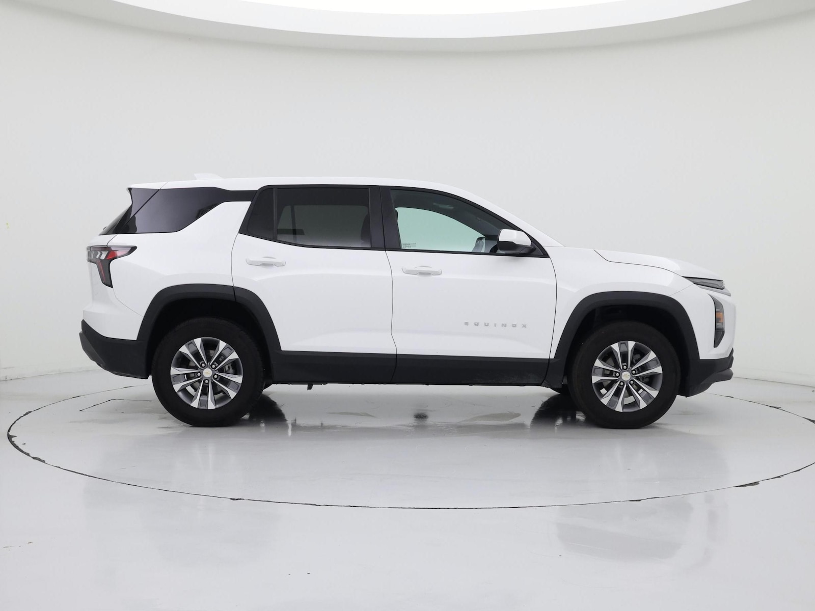 2026 Chevrolet Equinox LT - Photo 8