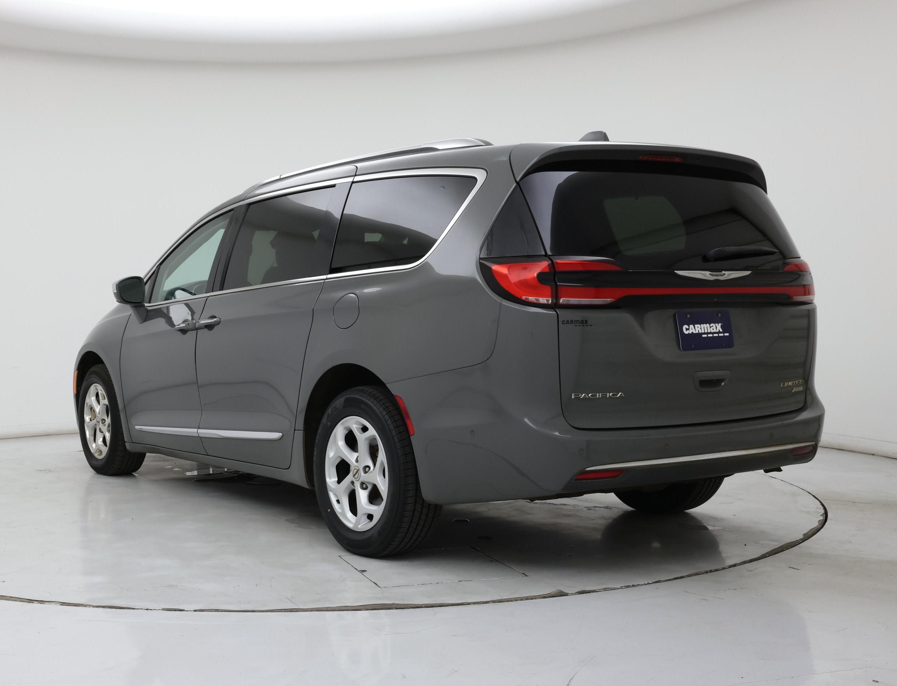 Thumbnail: 2021 Chrysler Pacifica - 2