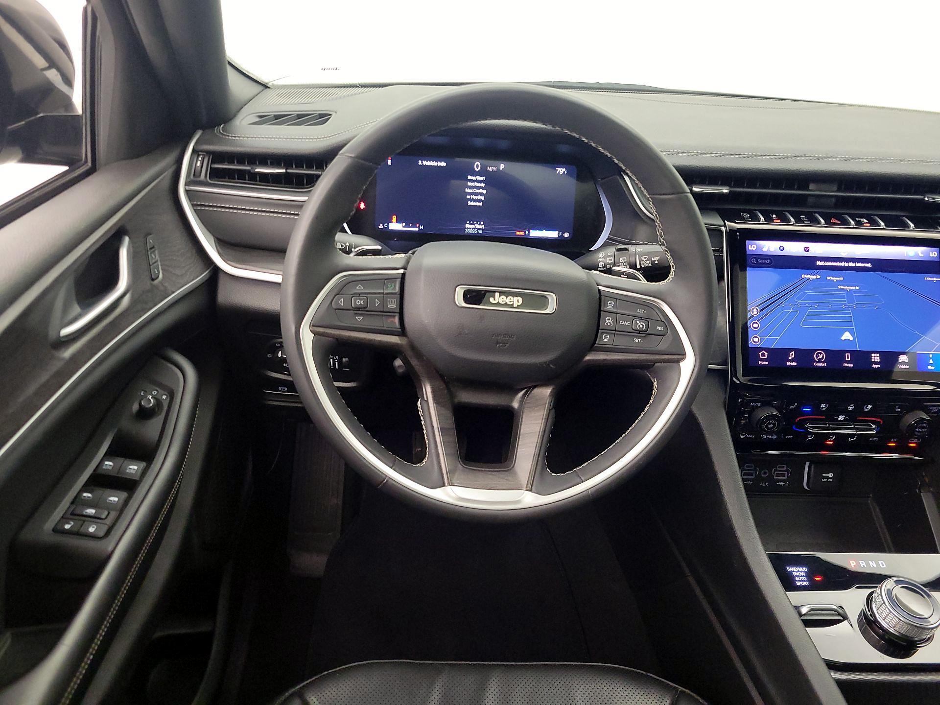 Thumbnail: 2024 Jeep Grand Cherokee L - 10