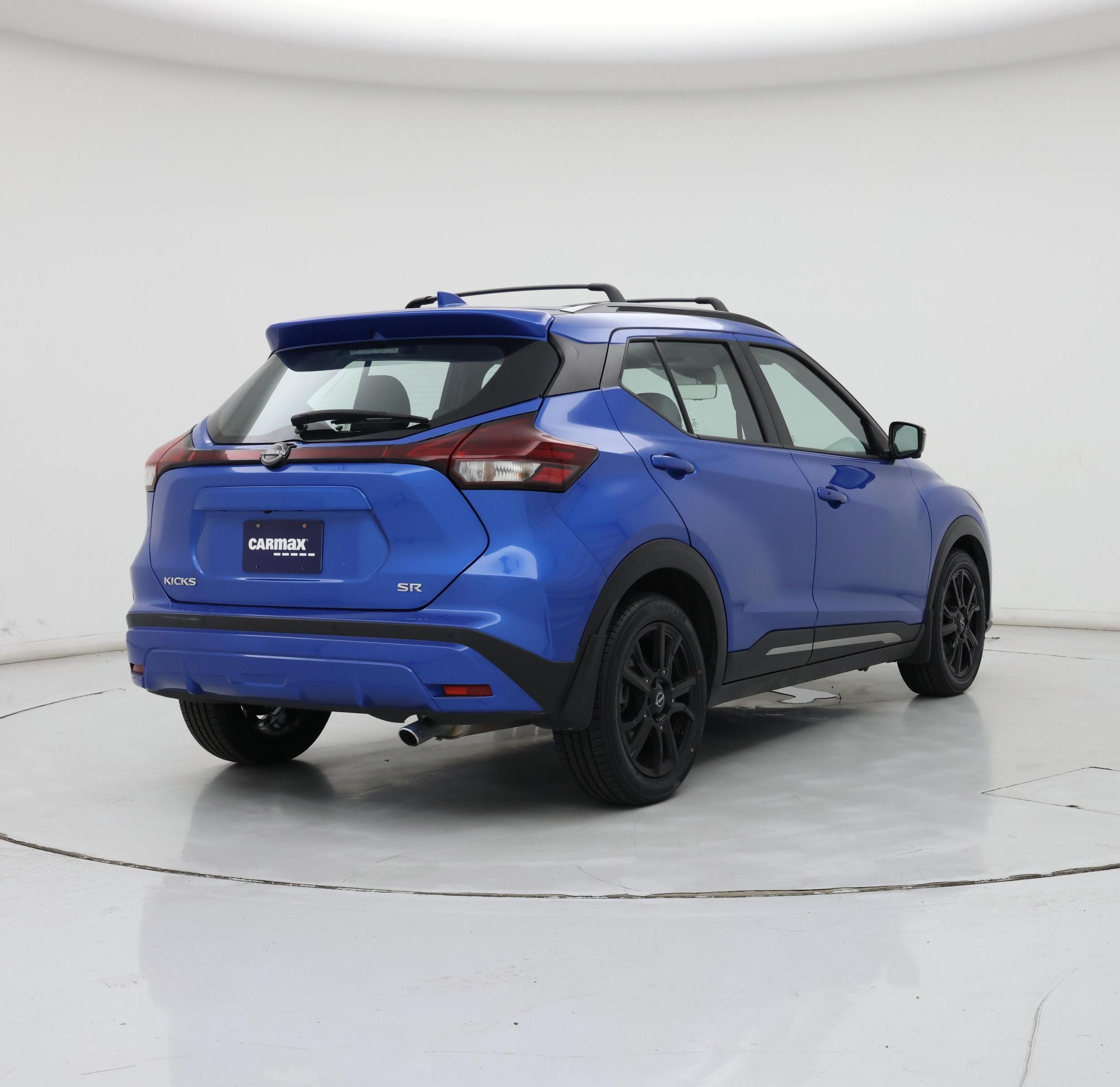 Thumbnail: 2023 Nissan Kicks - 8