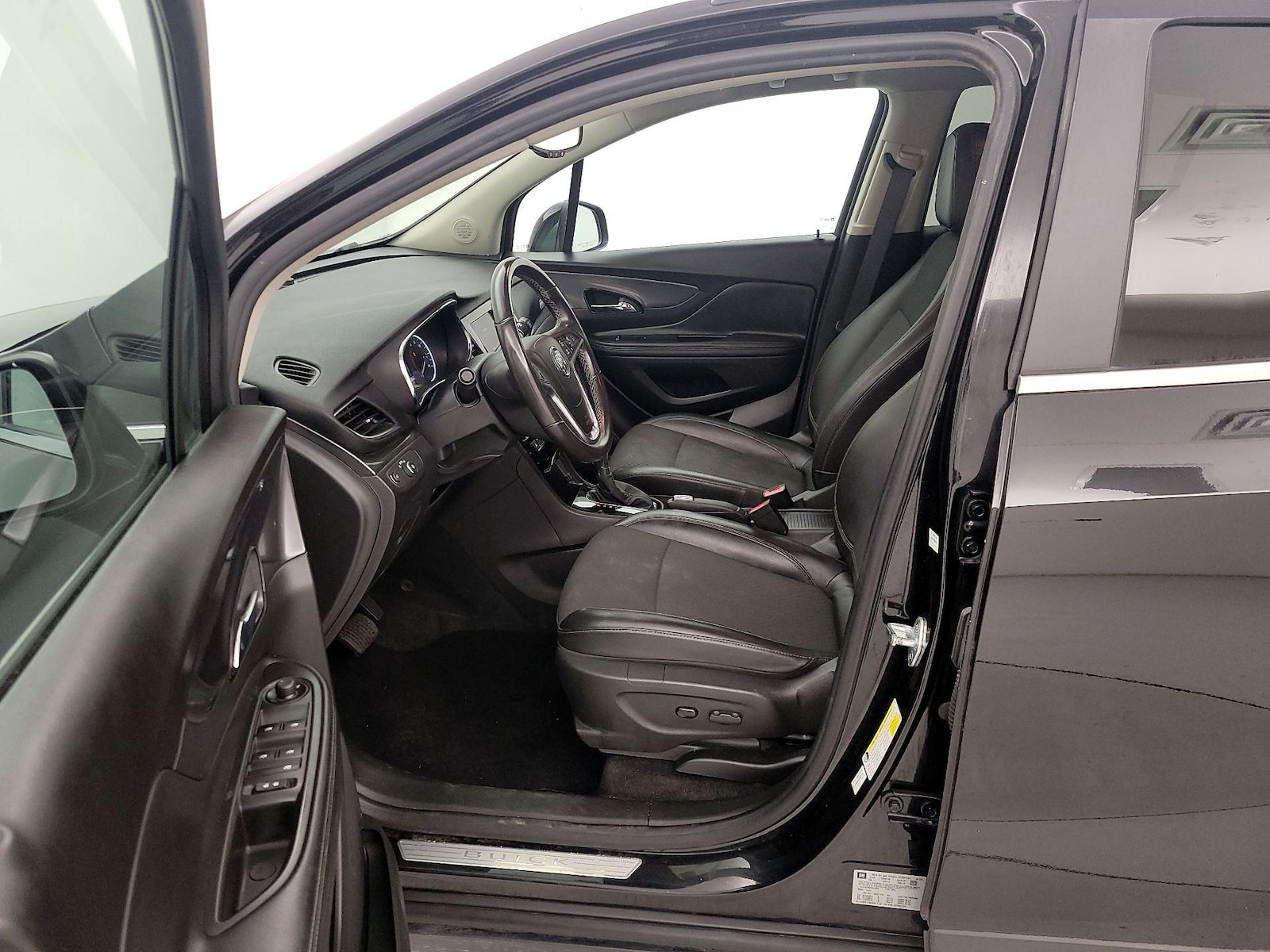 Power Seat(s) & Side Airbags