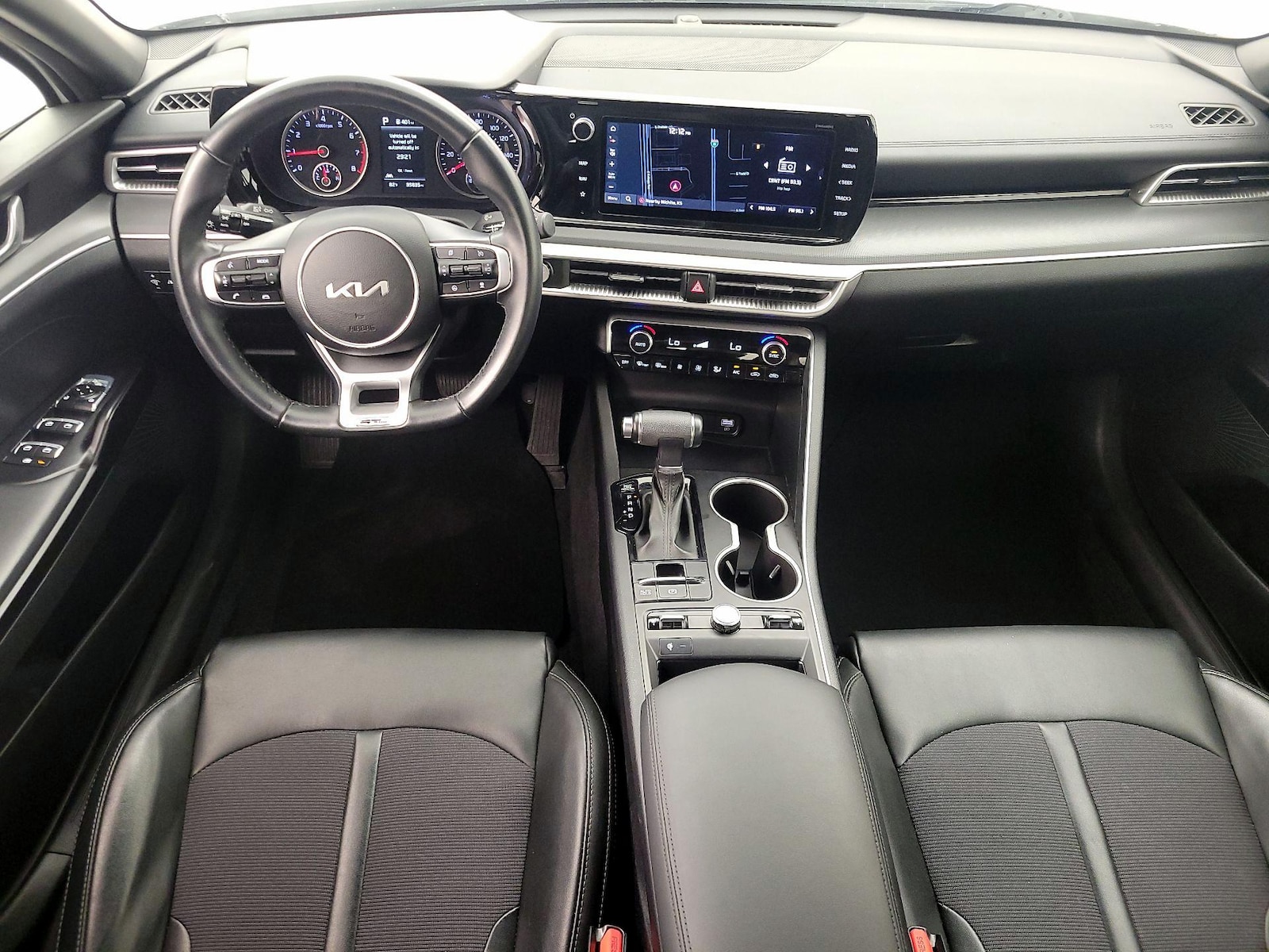 2024 Kia K5 GT-Line - Photo 10