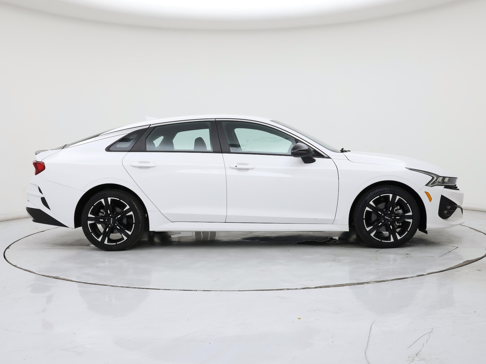 2024 Kia K5 GT-Line - Photo 8