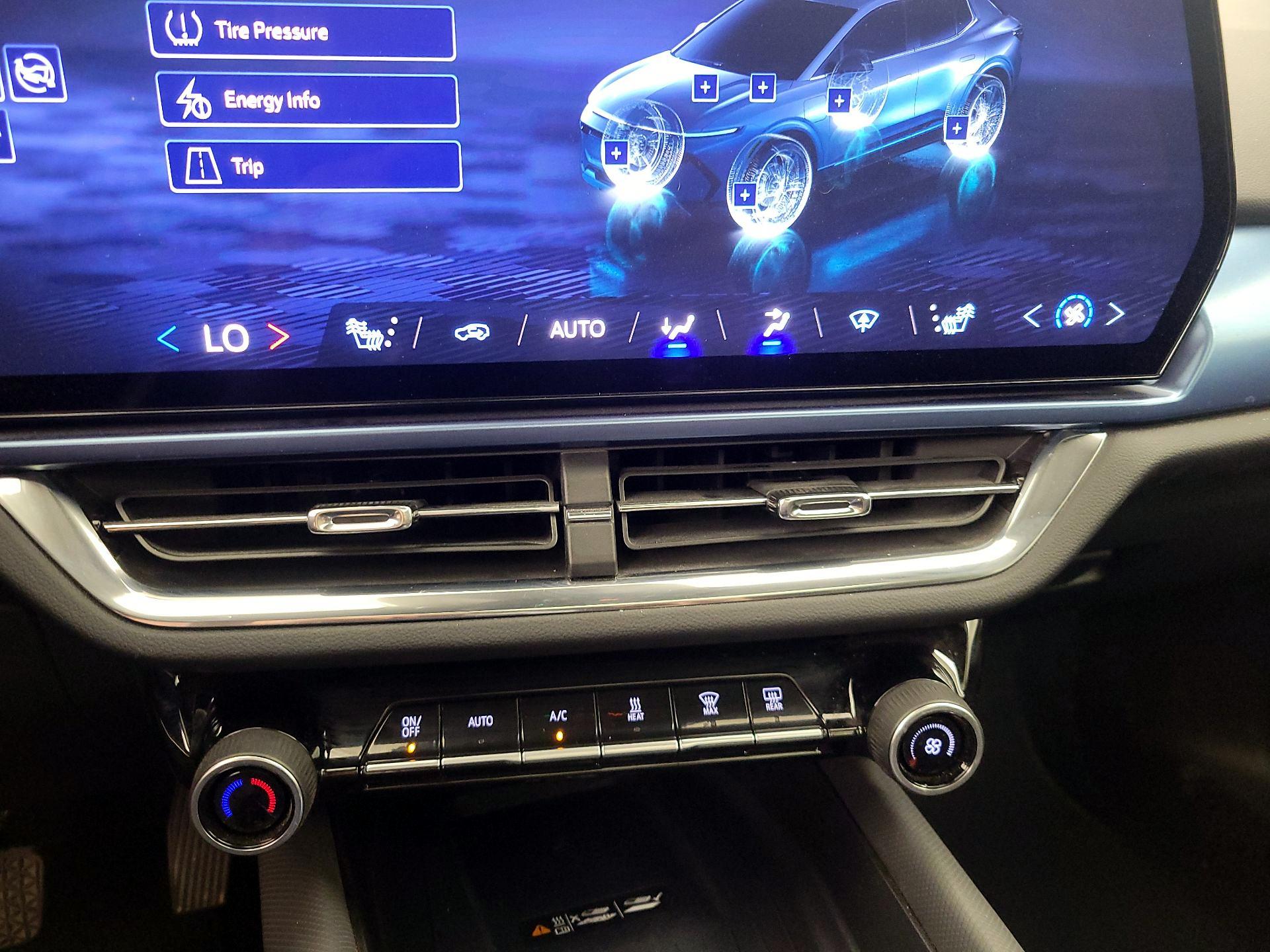 Thumbnail: 2025 Chevrolet Equinox - 17