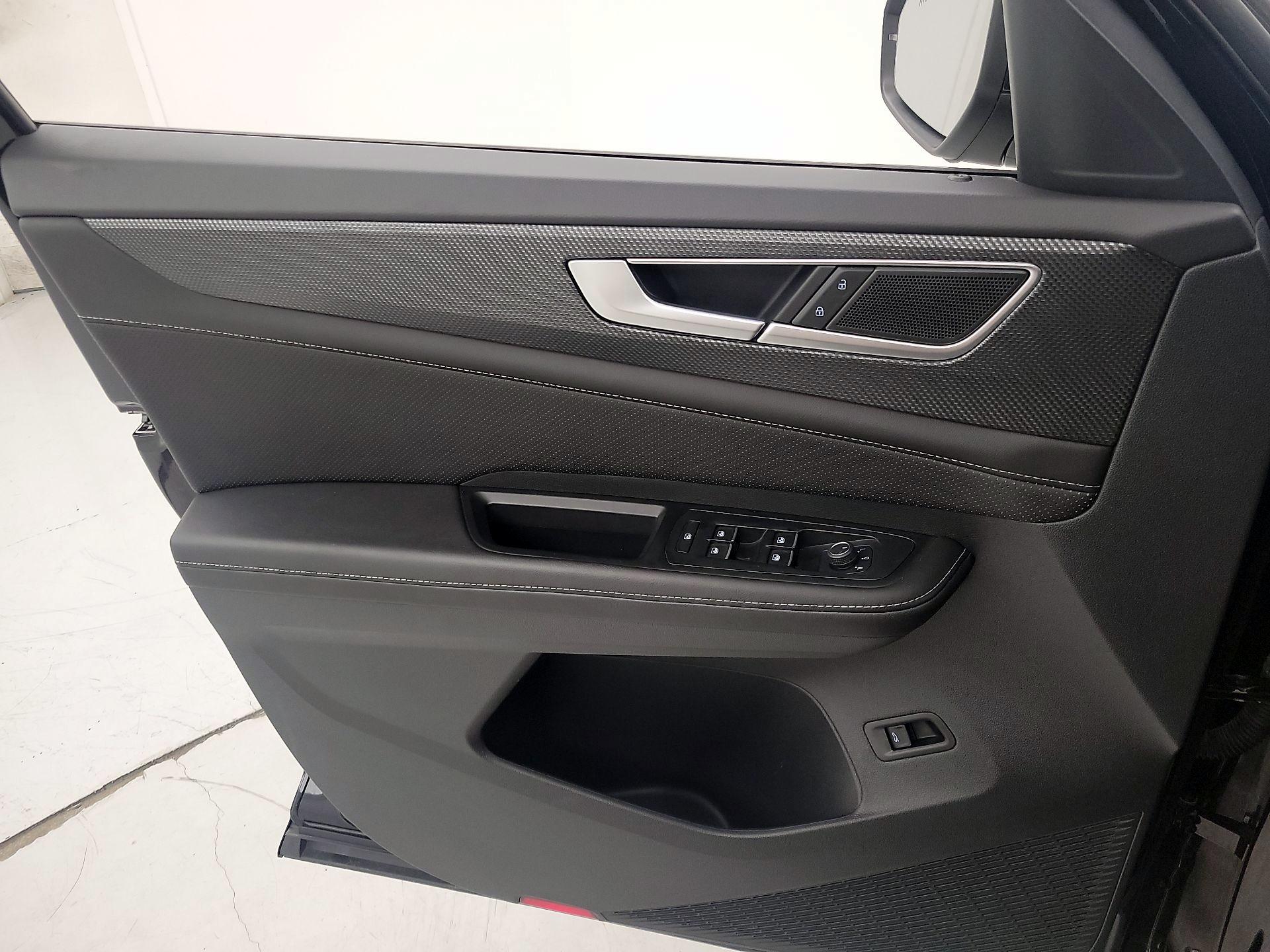 Thumbnail: 2024 Volkswagen Atlas - 12