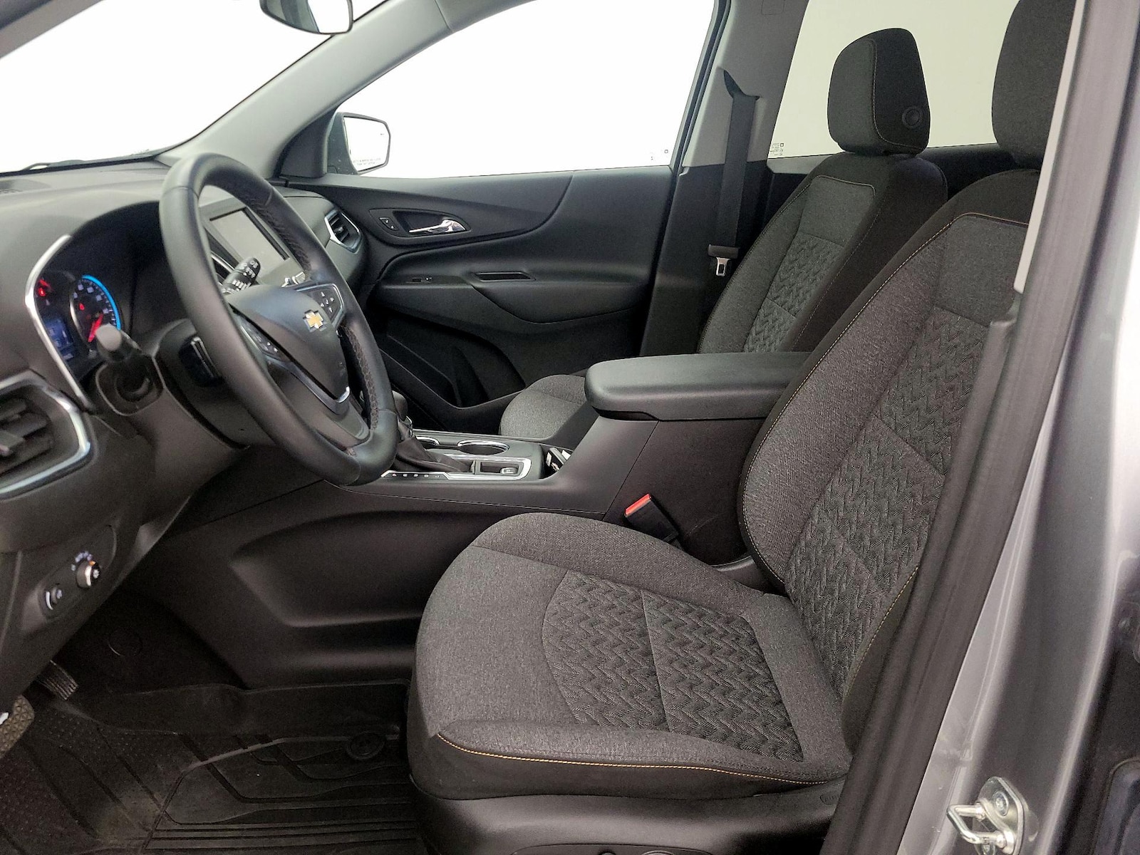 2024 Chevrolet Equinox LT - Photo 12