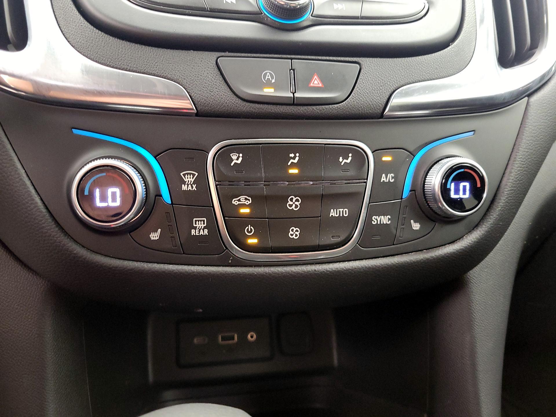 Thumbnail: 2024 Chevrolet Equinox - 16