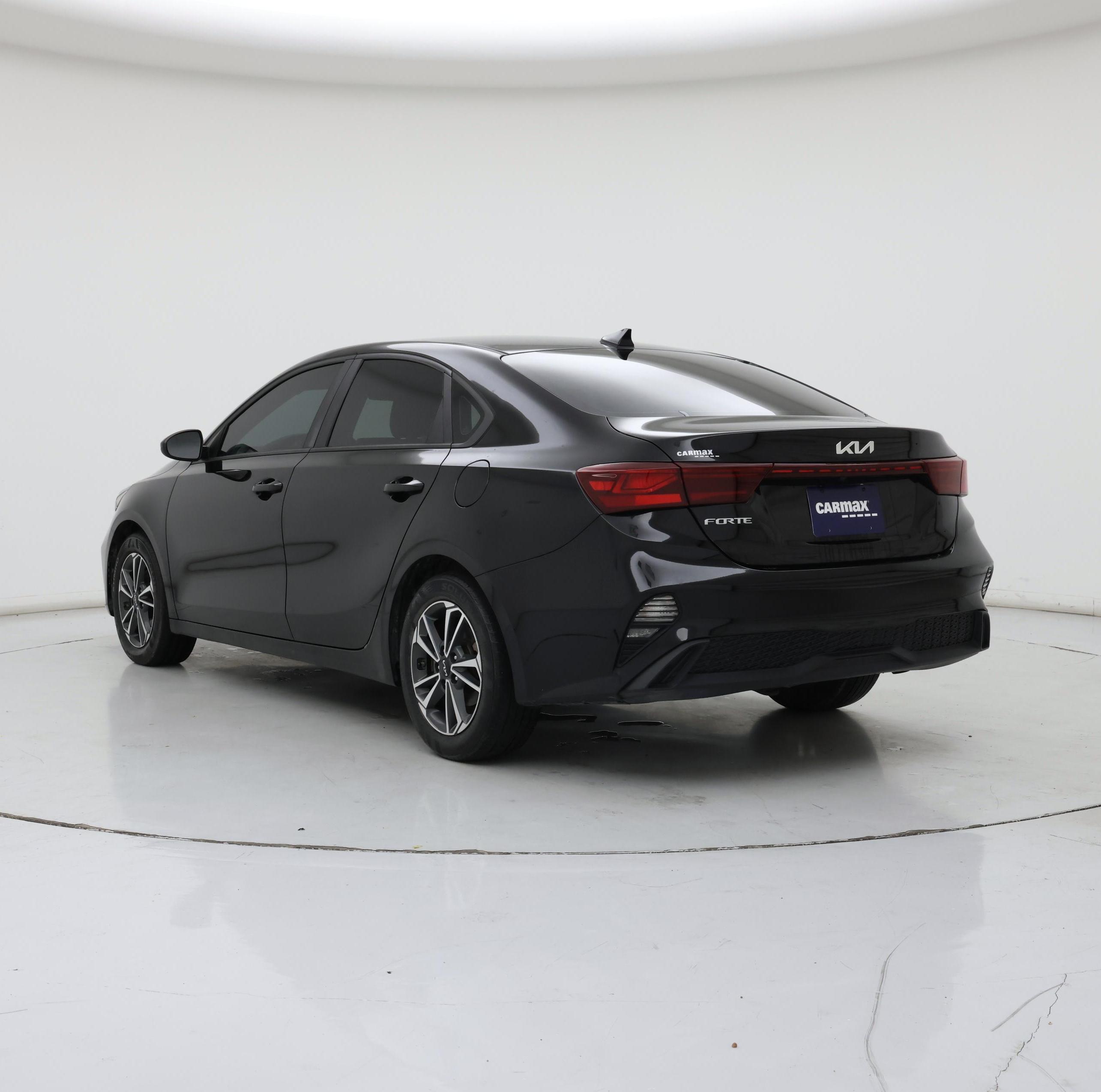 Thumbnail: 2023 Kia Forte - 2