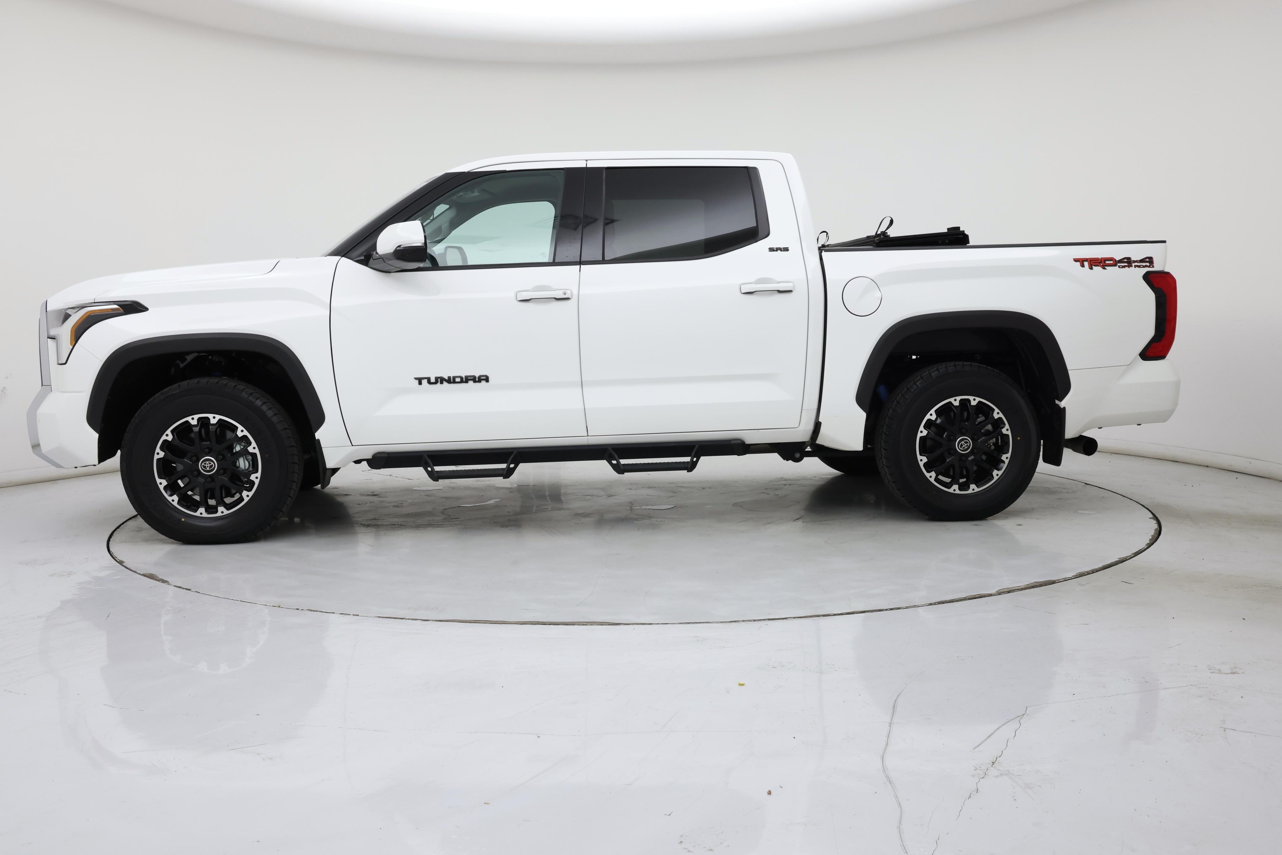 Thumbnail: 2023 Toyota Tundra - 3