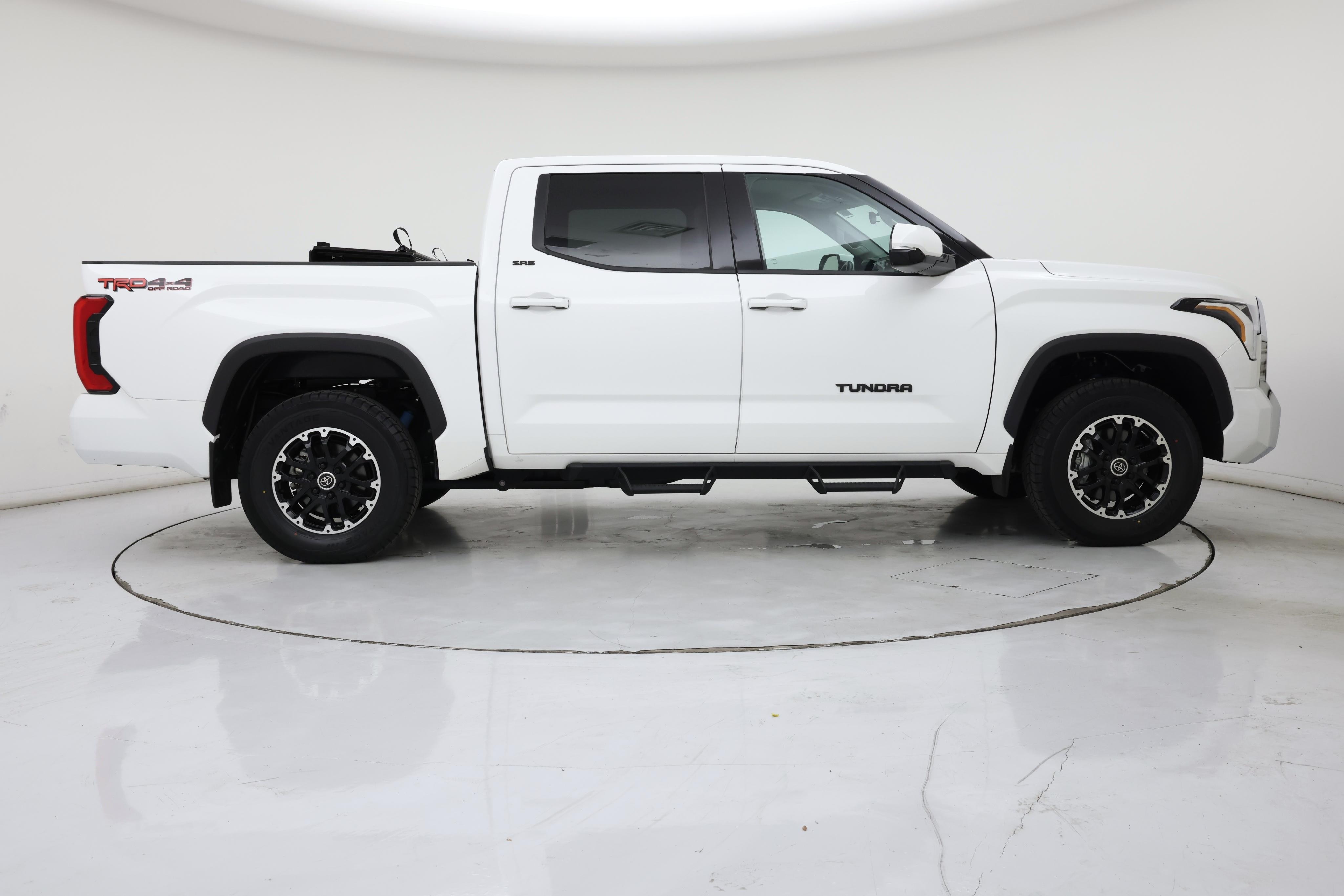 Thumbnail: 2023 Toyota Tundra - 7