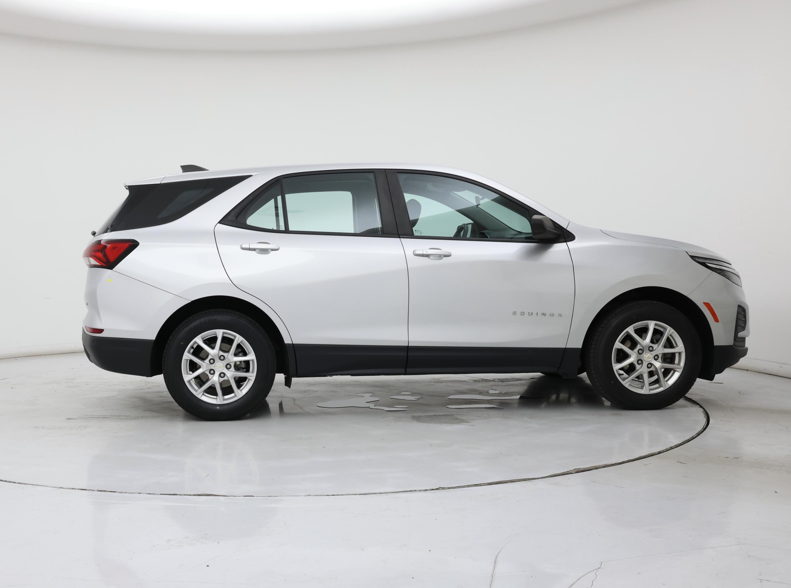 Thumbnail: 2022 Chevrolet Equinox - 7