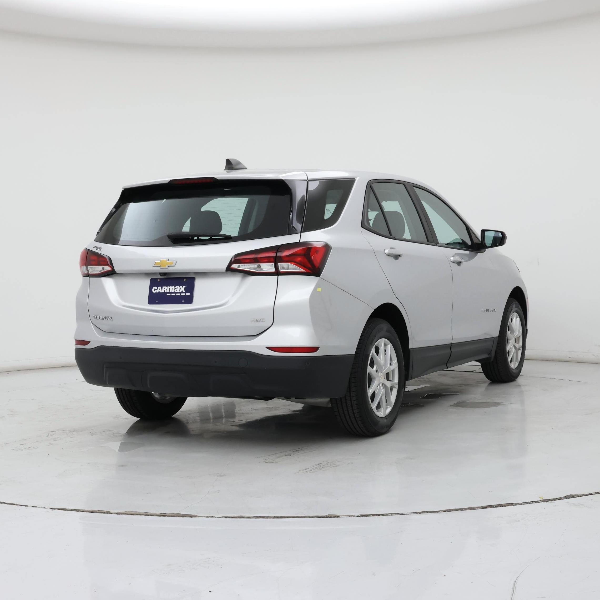 Thumbnail: 2022 Chevrolet Equinox - 8
