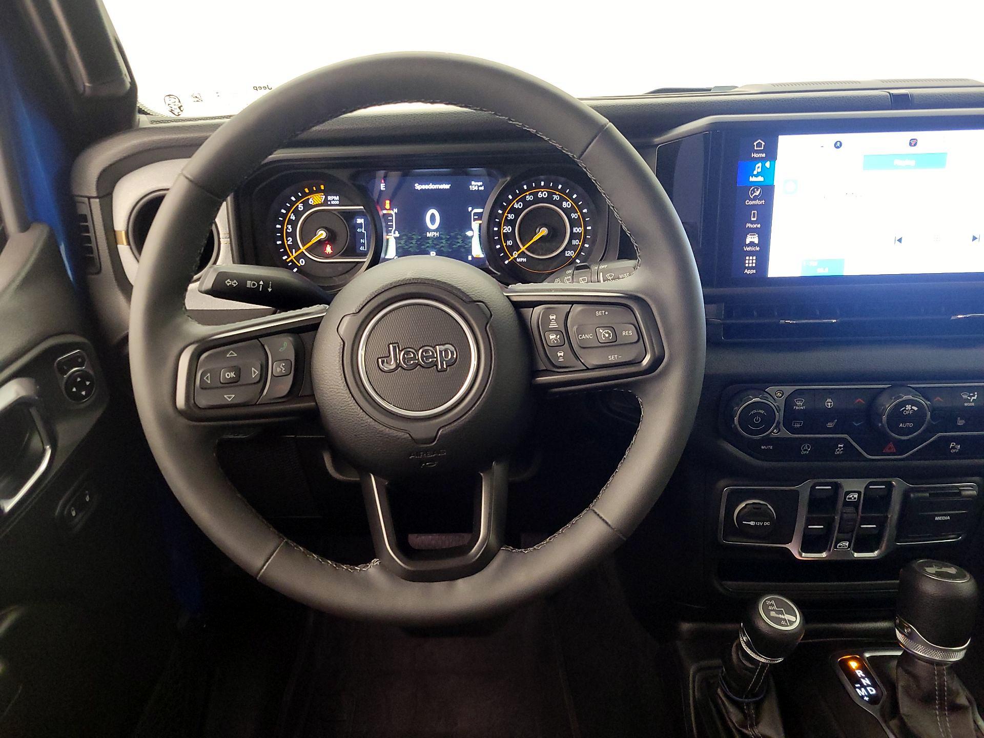 Thumbnail: 2025 Jeep Wrangler - 10
