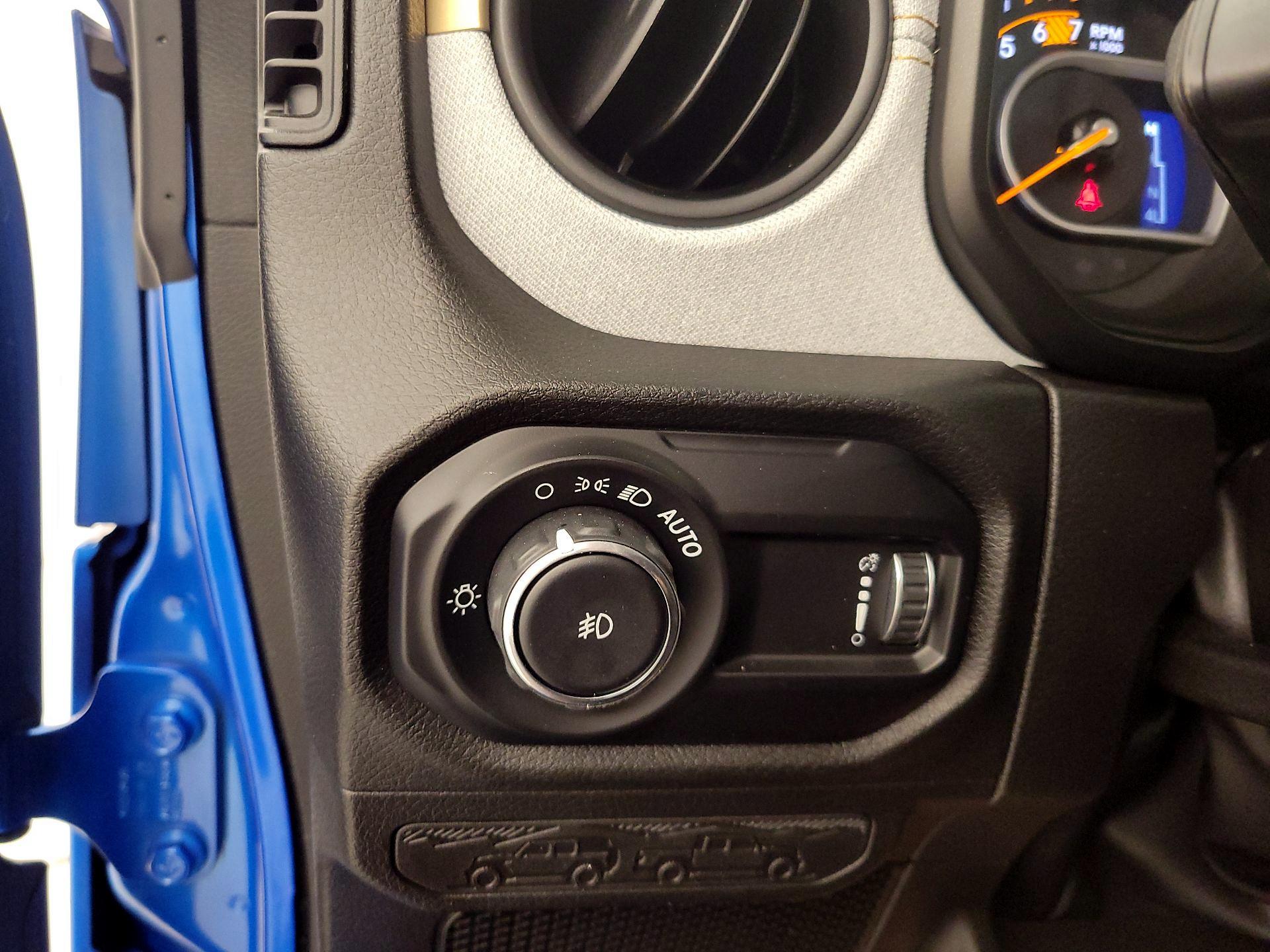 Thumbnail: 2025 Jeep Wrangler - 13