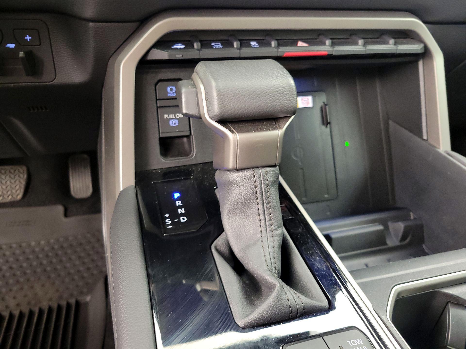 Thumbnail: 2024 Toyota Tundra - 17