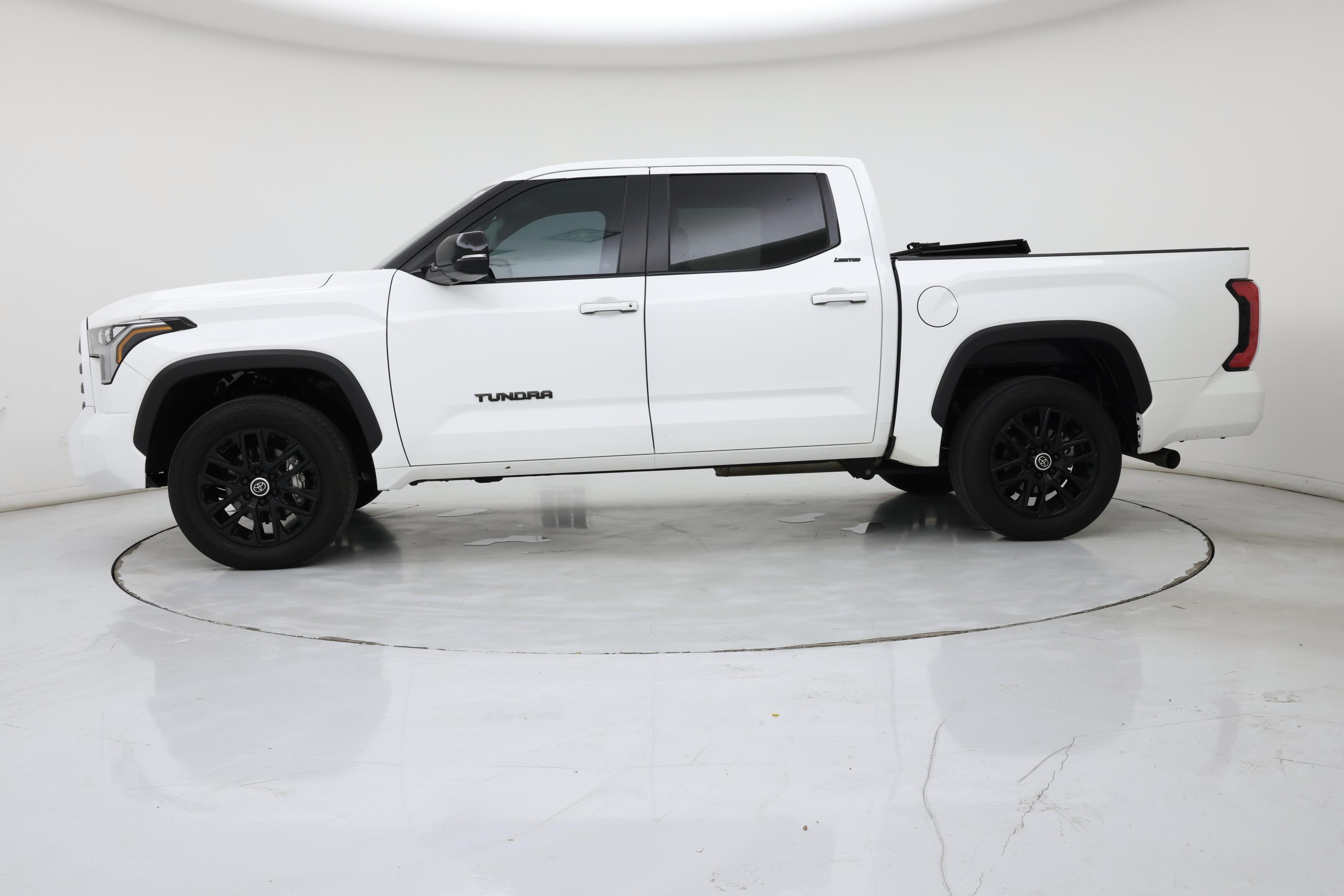 Thumbnail: 2024 Toyota Tundra - 3