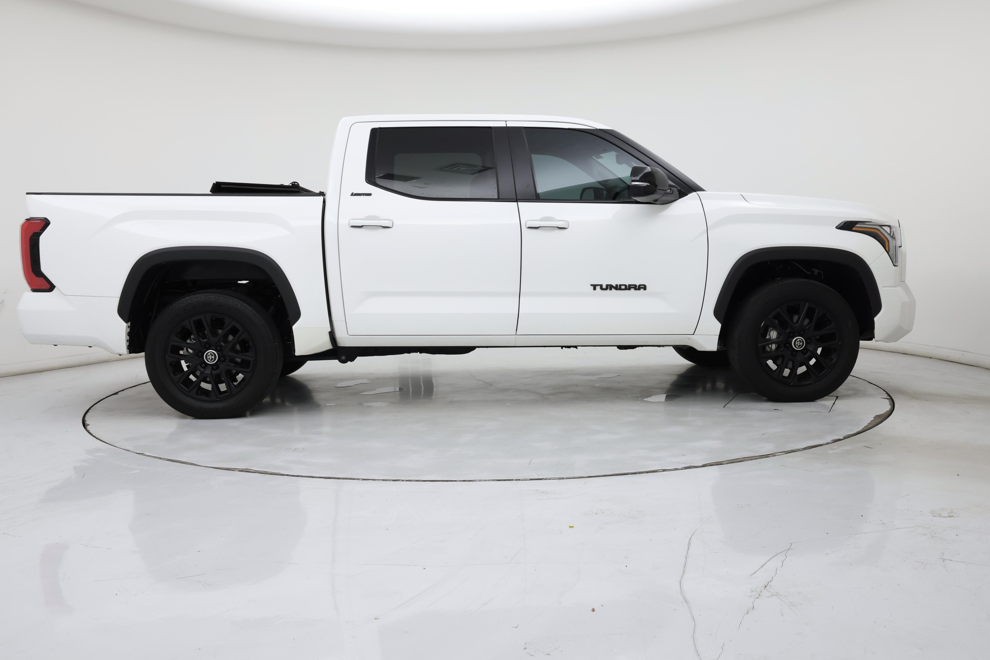 Thumbnail: 2024 Toyota Tundra - 7