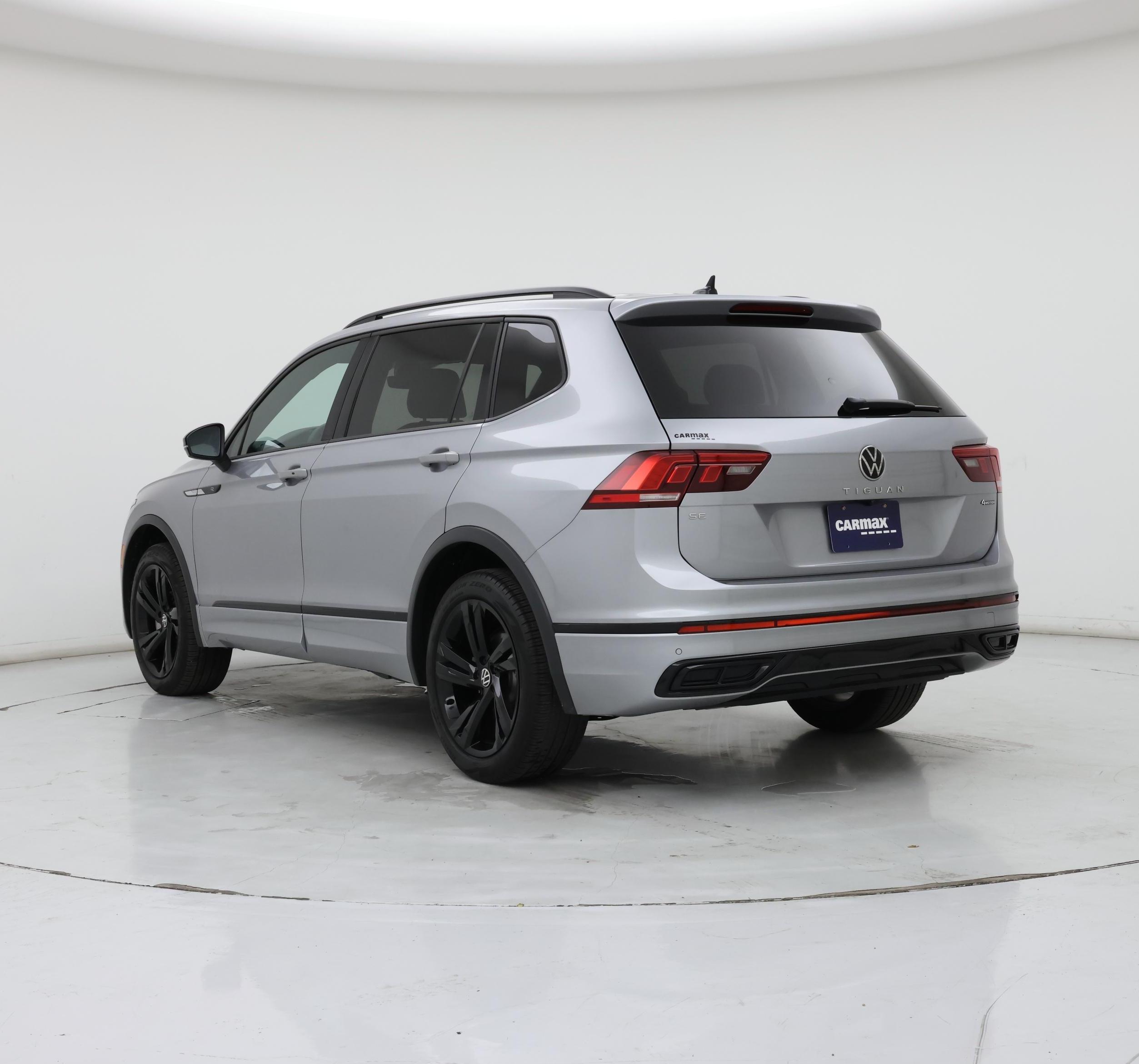 Thumbnail: 2024 Volkswagen Tiguan - 2