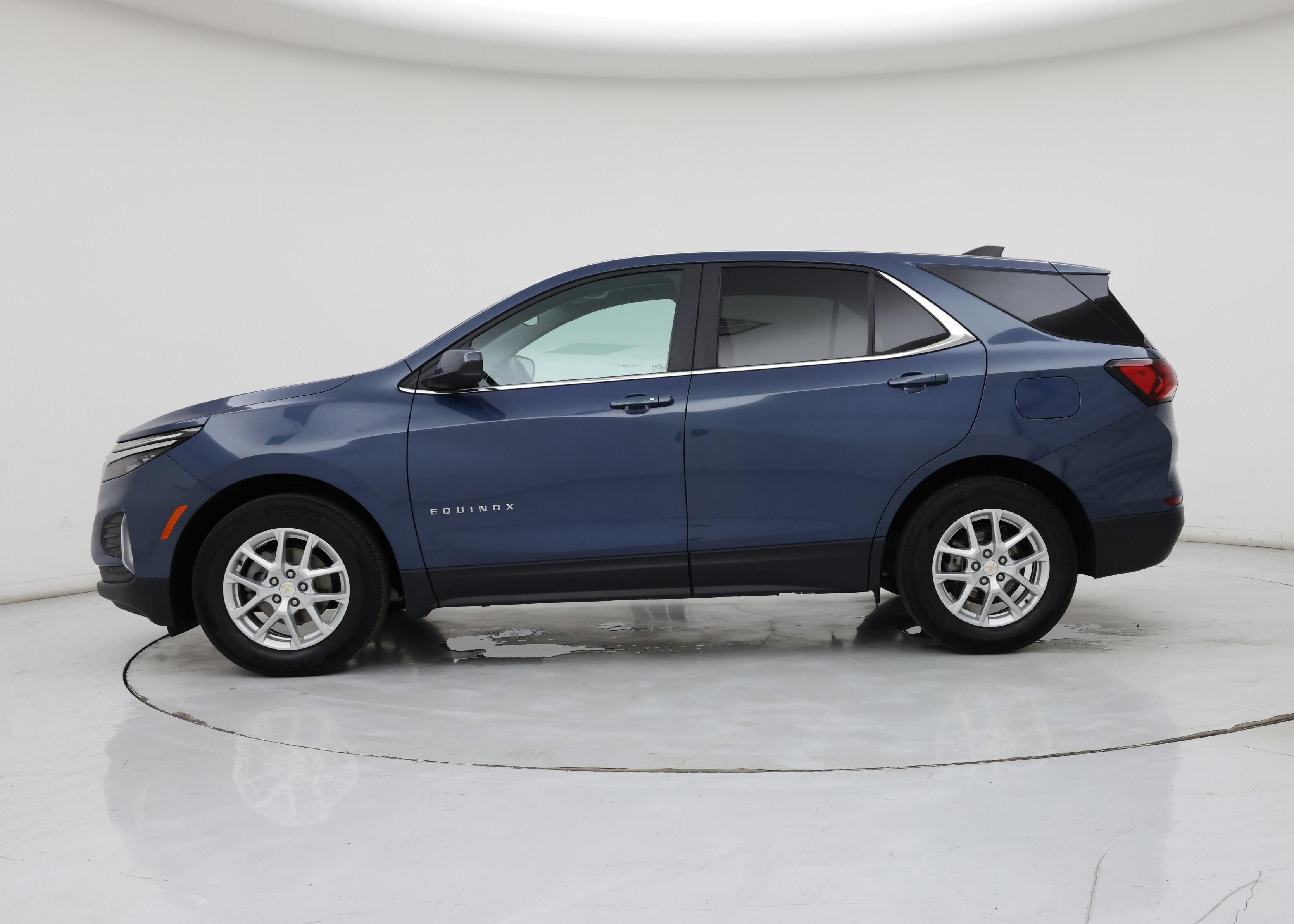 Thumbnail: 2024 Chevrolet Equinox - 3