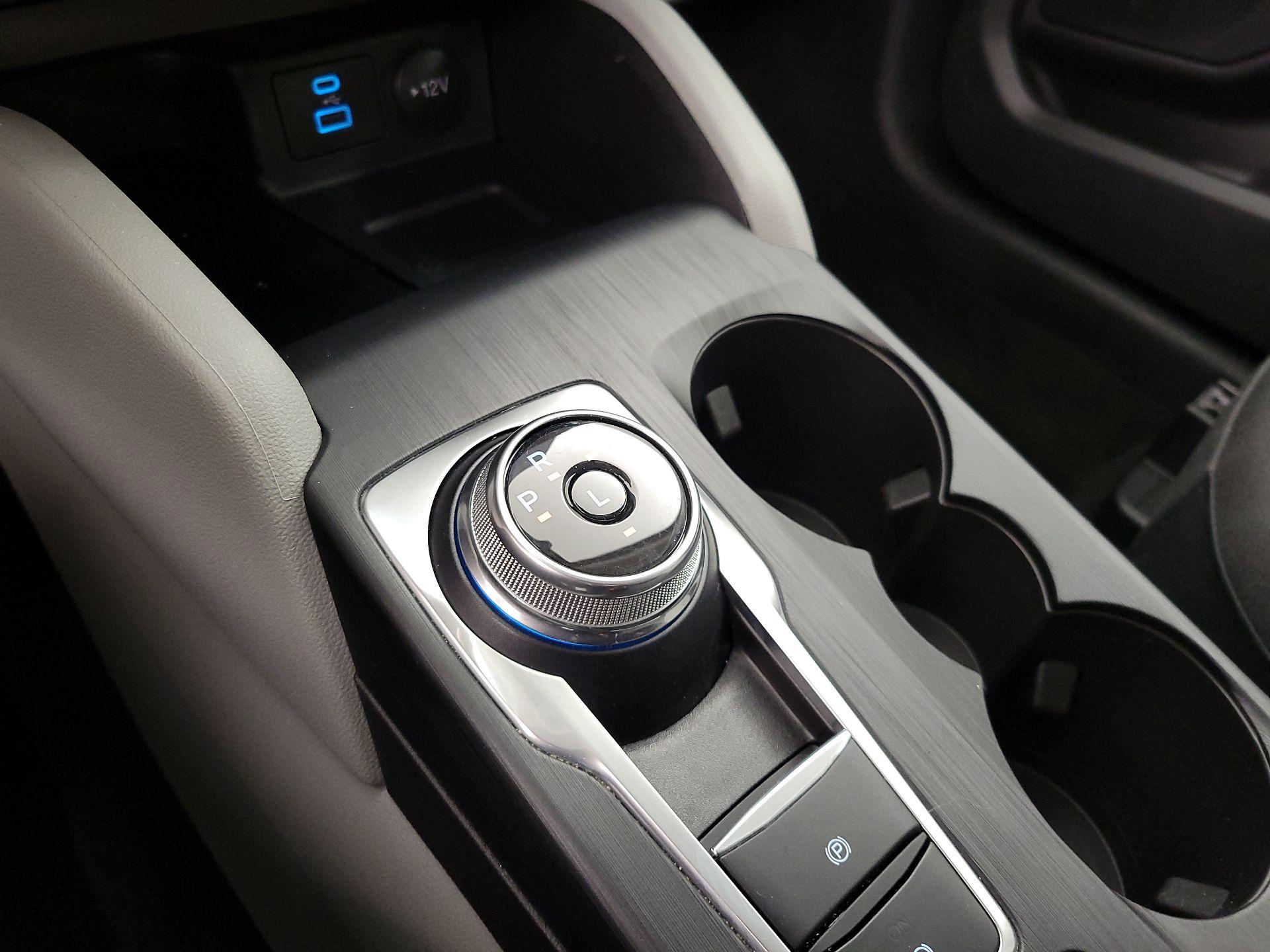 Thumbnail: 2023 Ford Escape - 18
