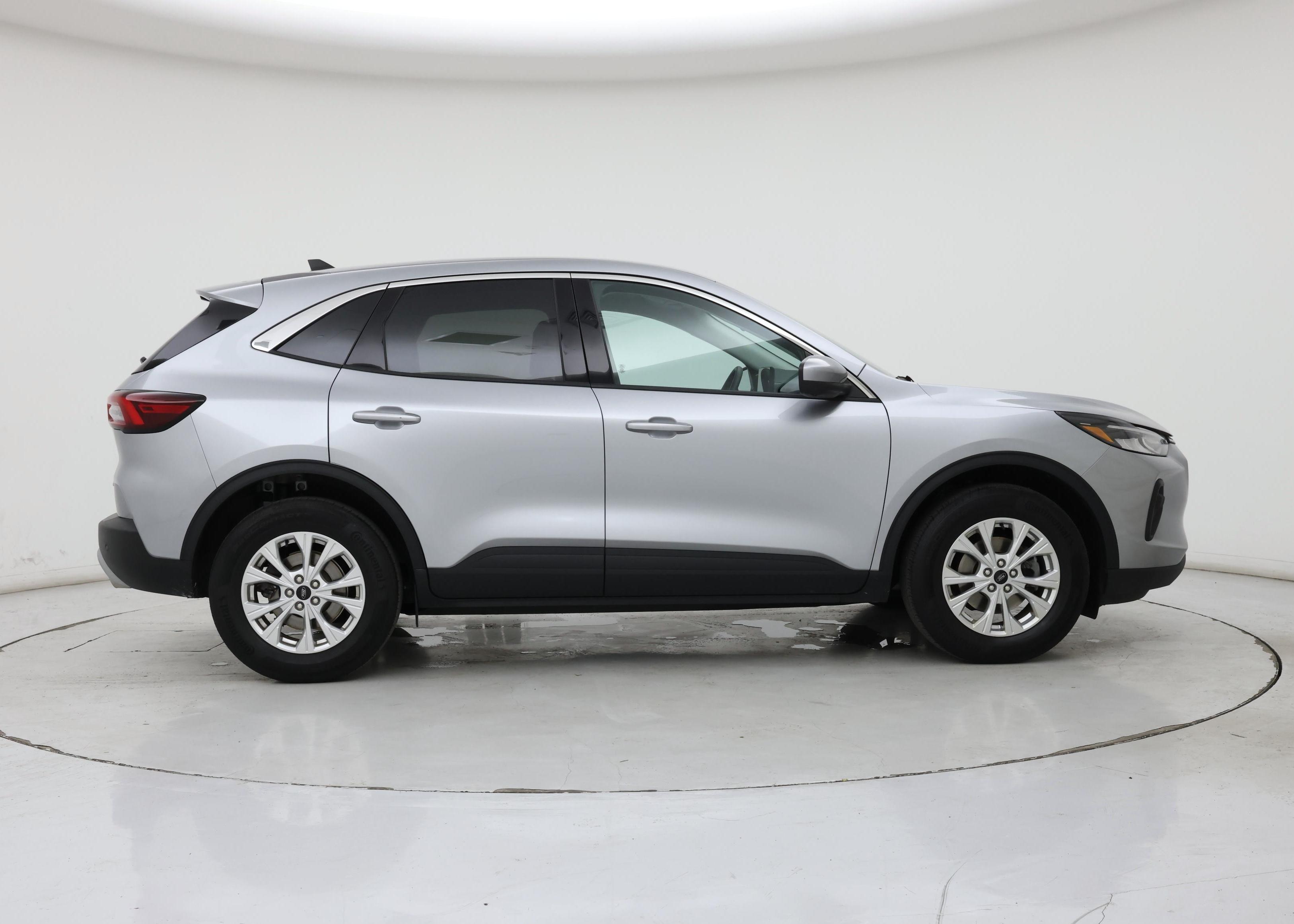 Thumbnail: 2023 Ford Escape - 7