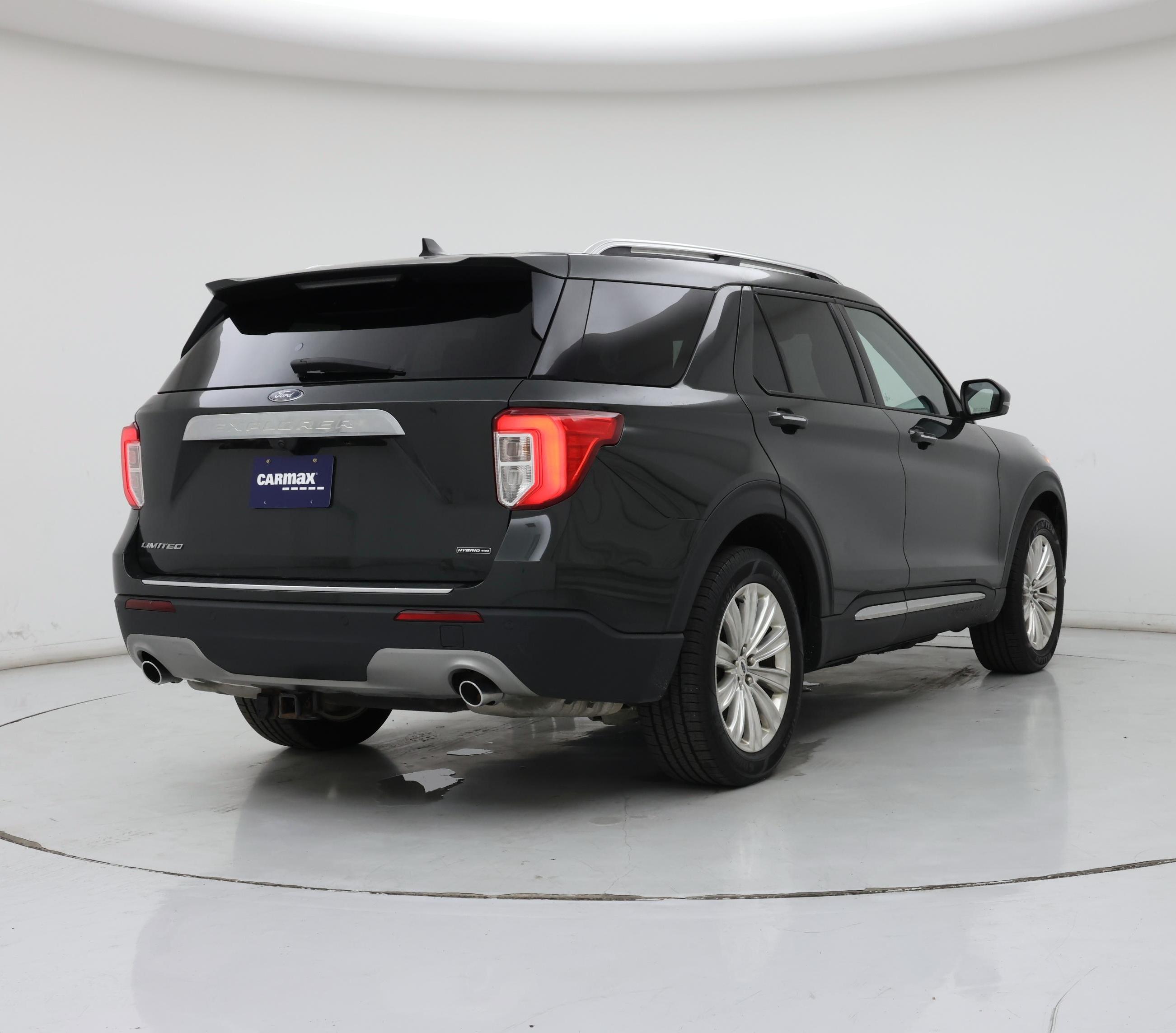 Thumbnail: 2022 Ford Explorer - 8