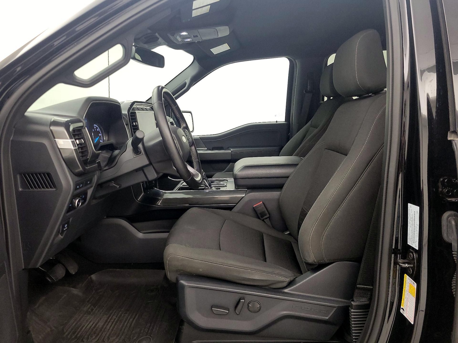 2023 Ford F-150 XLT - Photo 12