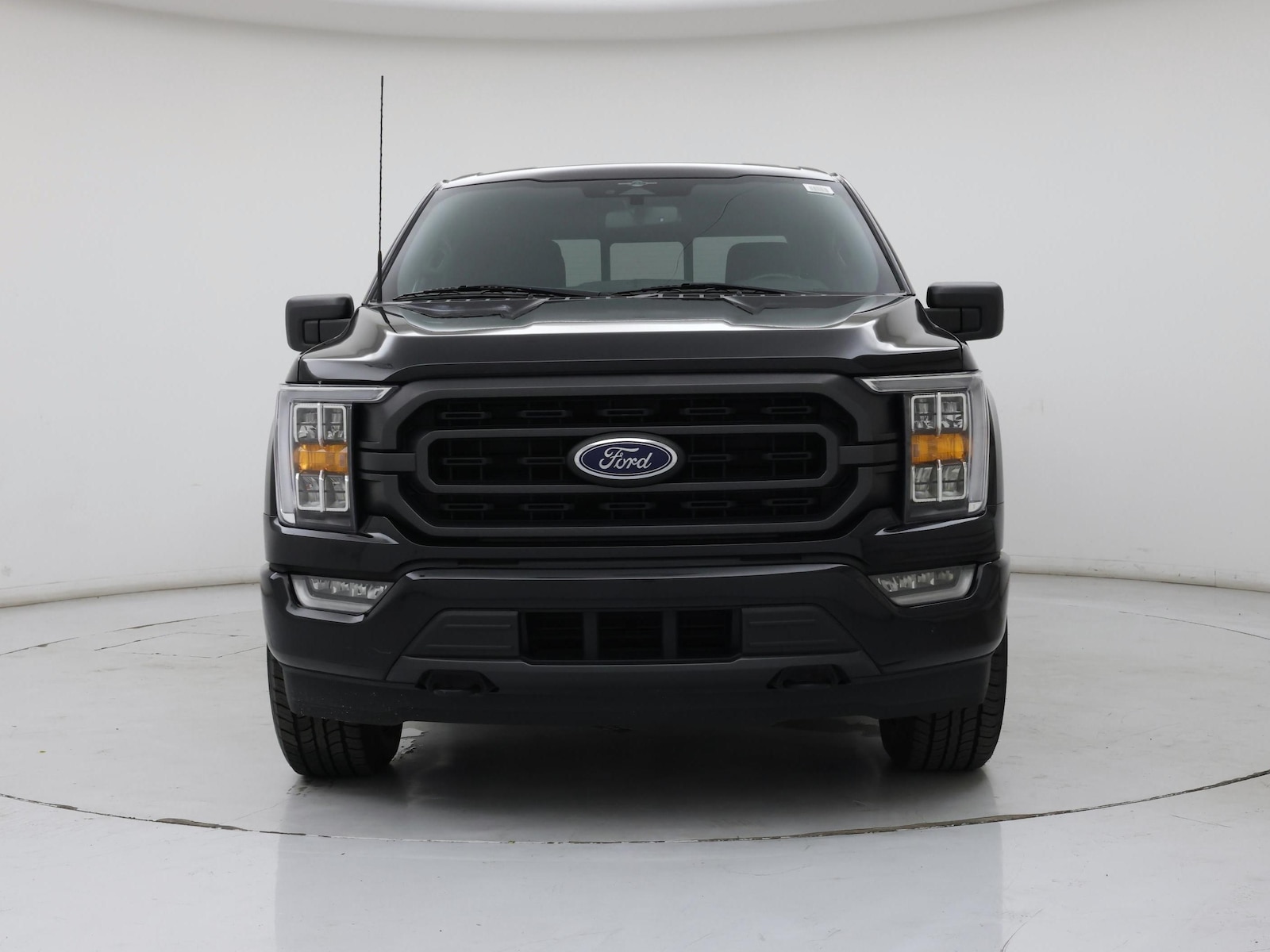 2023 Ford F-150 XLT - Photo 6