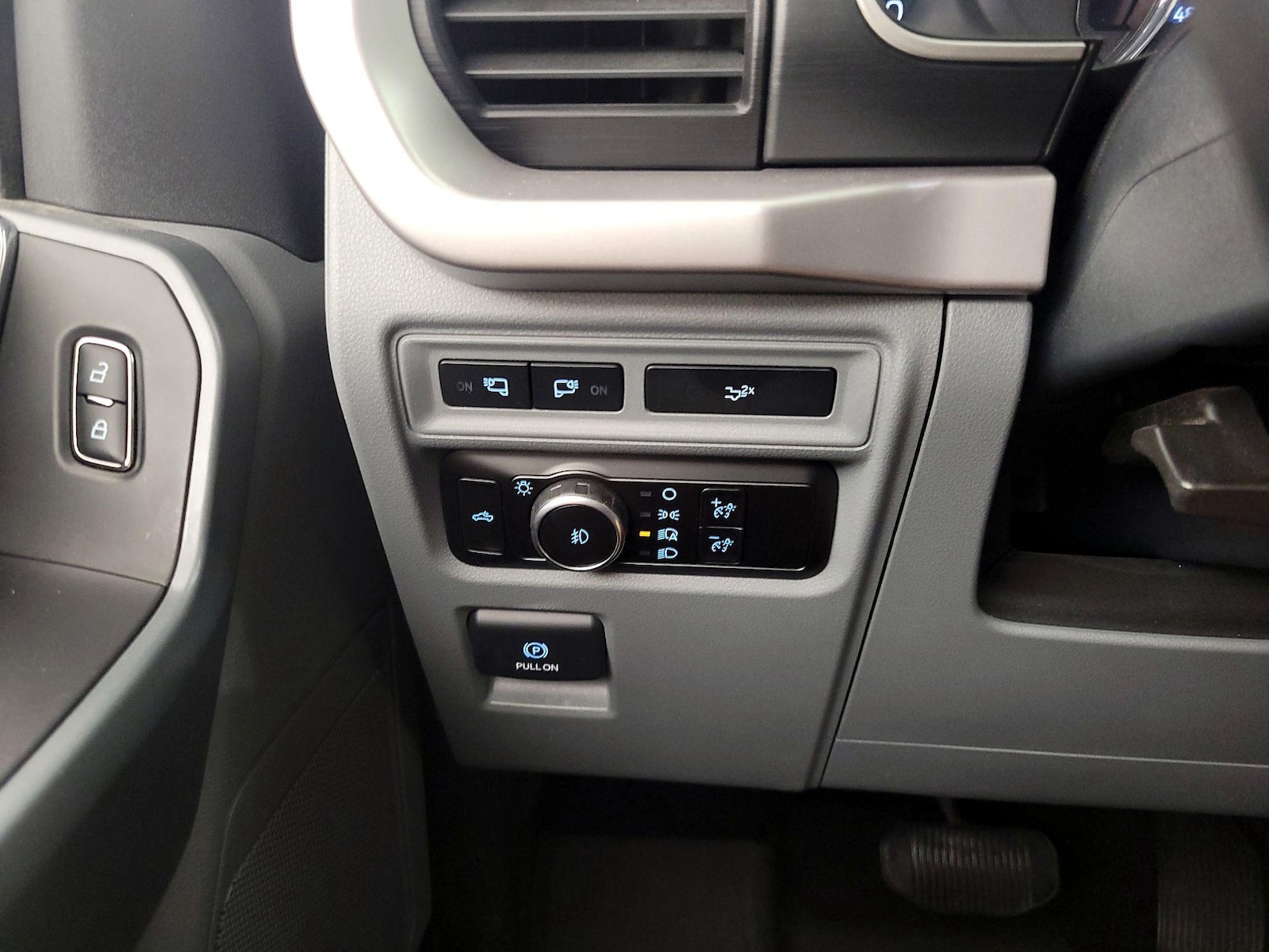 2023 Ford F-150 XLT - Photo 14